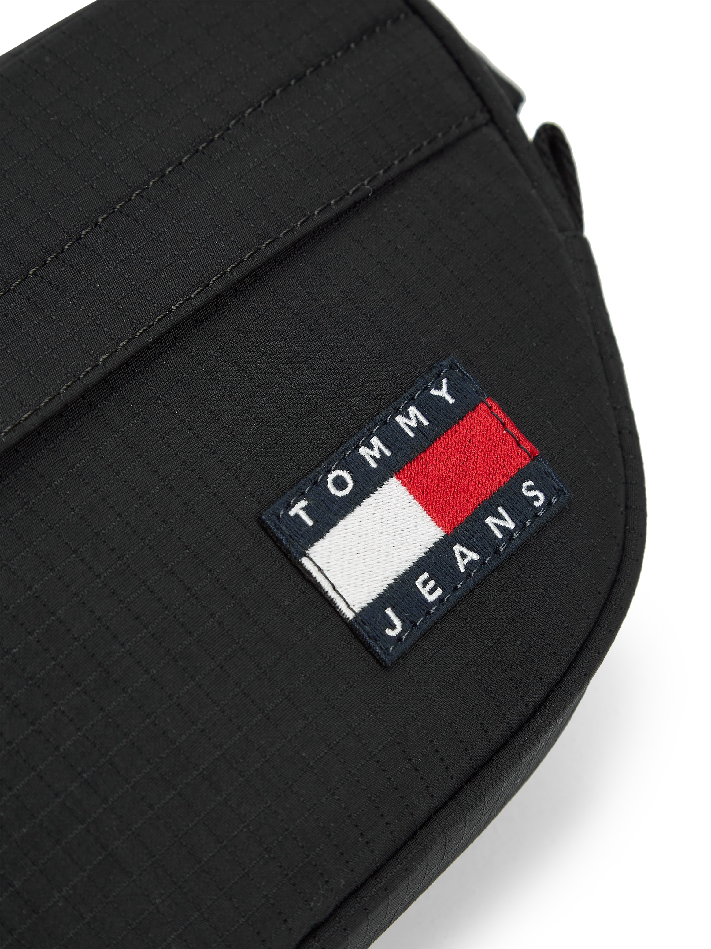 Tommy Jeans Bauchtasche »TJM ESS DAILY RIPSTOP BUMBAG« Minibag, Bauchtasche mit Klickverschluss und Logo auf Schulterriemen