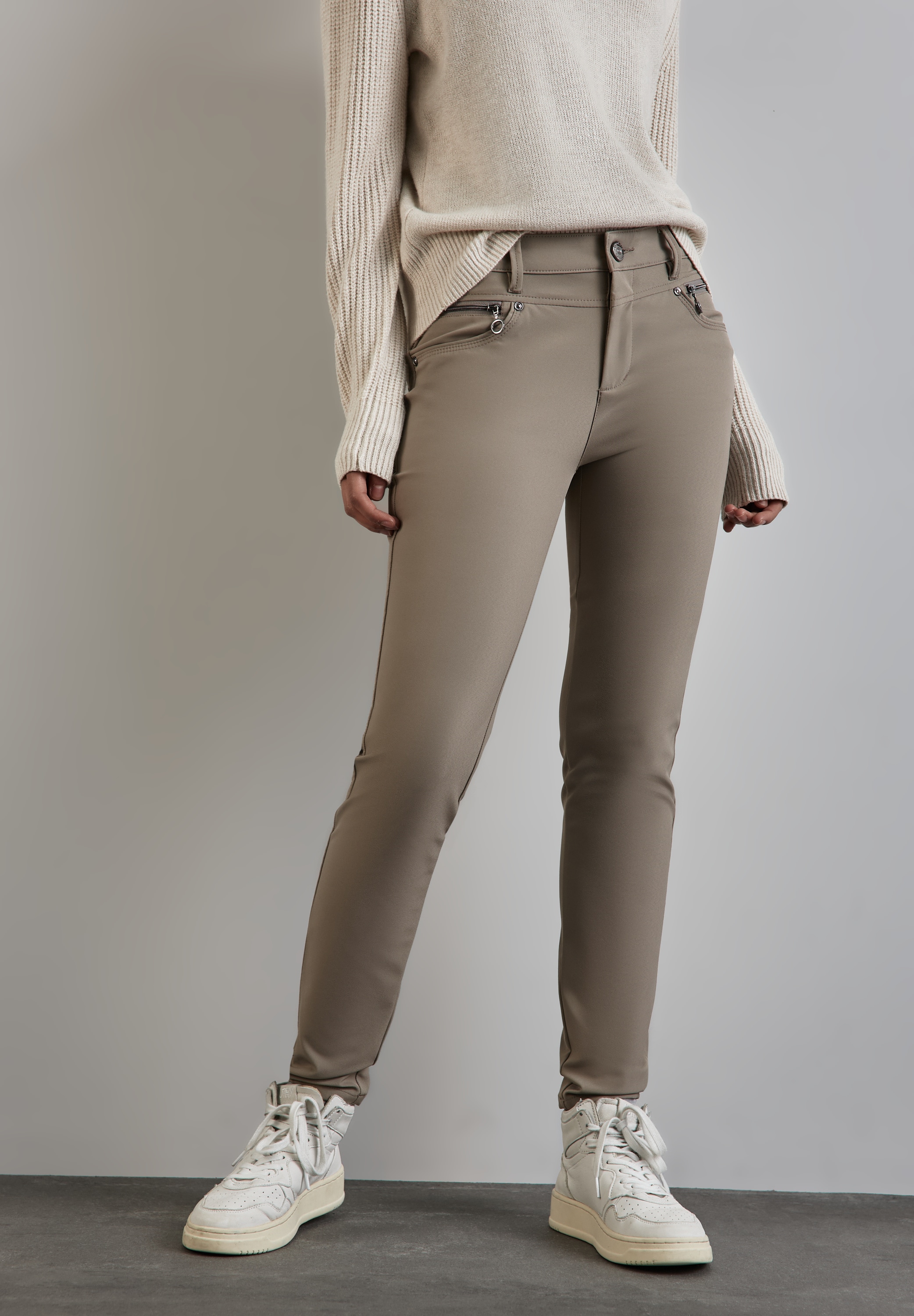 Stoffhose »Style YORK«, mit Zipper-Details