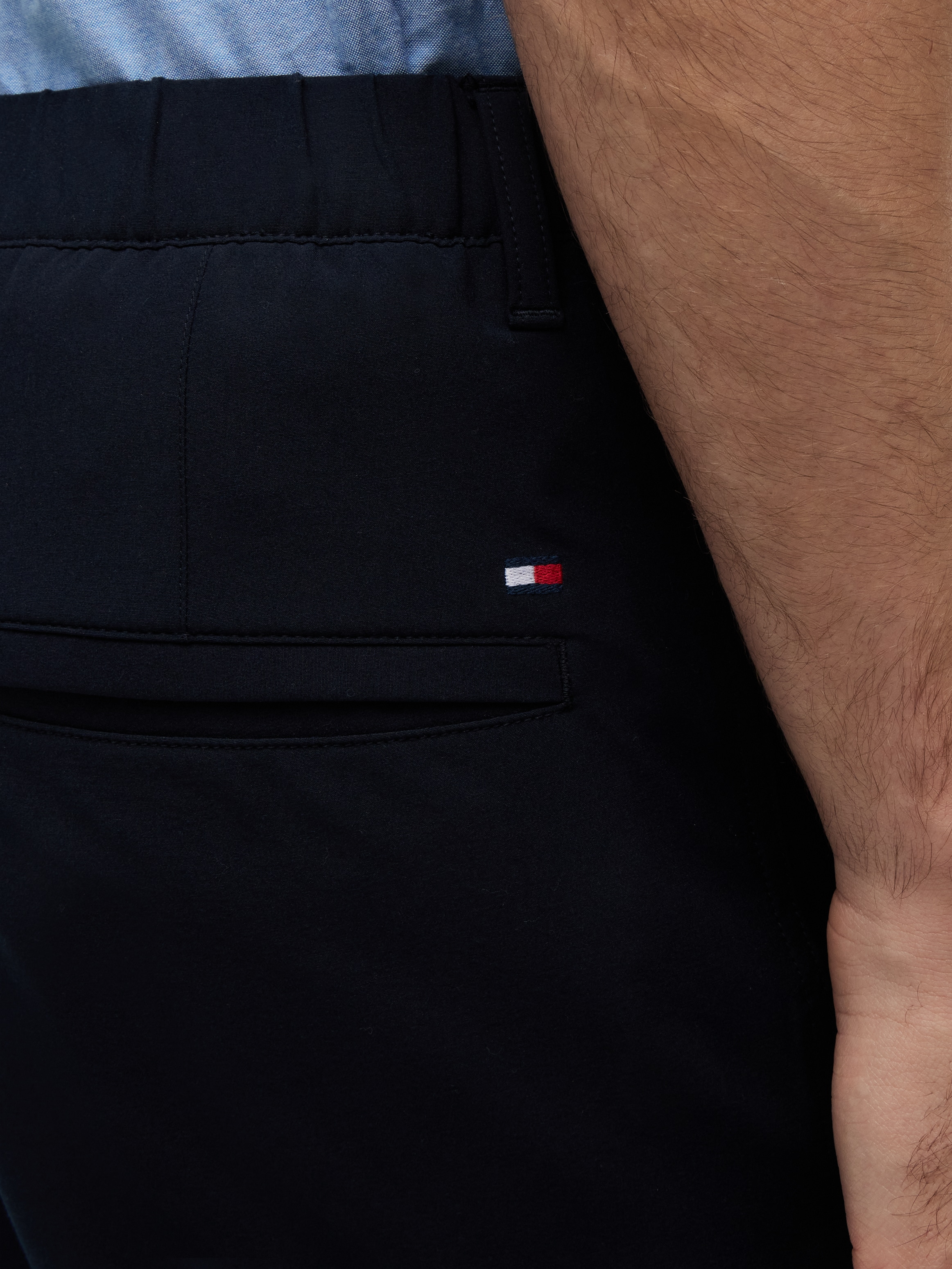 Tommy Hilfiger Chinoshorts »DOVER«  mit Flag-Stickerei
