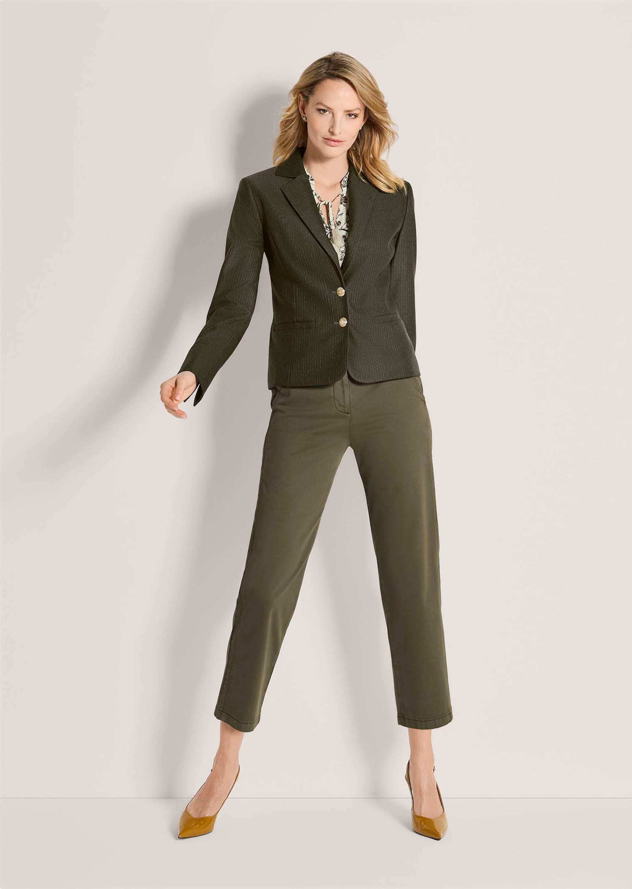 MADELEINE Jackenblazer »Blazer Nadelstreifen-Blazer mit Wappenknöpfen«