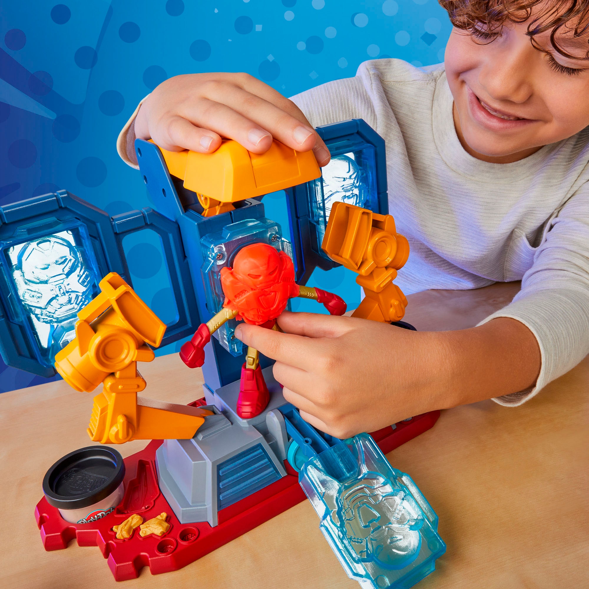 Hasbro Knete »Play-Doh, Marvel Iron Man Buntes Labor«, mit Licht und Sound