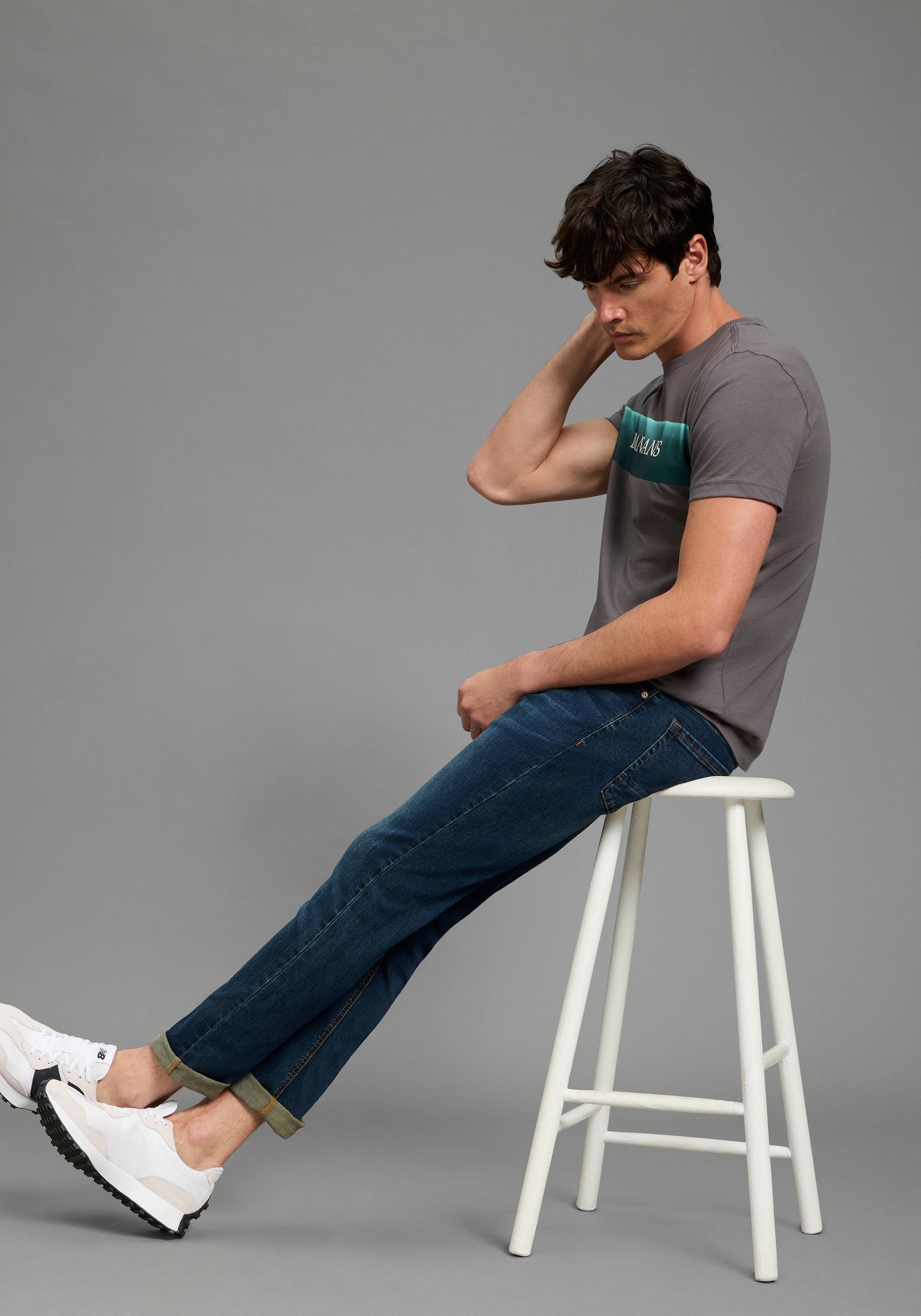 Bruno Banani T-Shirt Halbarmshirt, mit Rundhalsausschnitt, bedruckt, aus Single Jersey