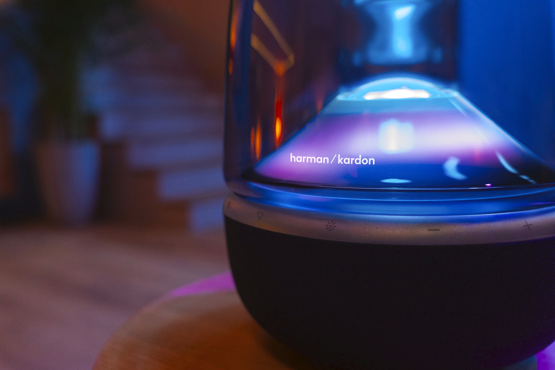Harman/Kardon Wireless Lautsprecher »Aura Studio 5 Wi-Fi Edition« (Bluetooth | WLAN ) WLAN Lautsprecher für zu Hause mit faszinierender Beleuchtung
