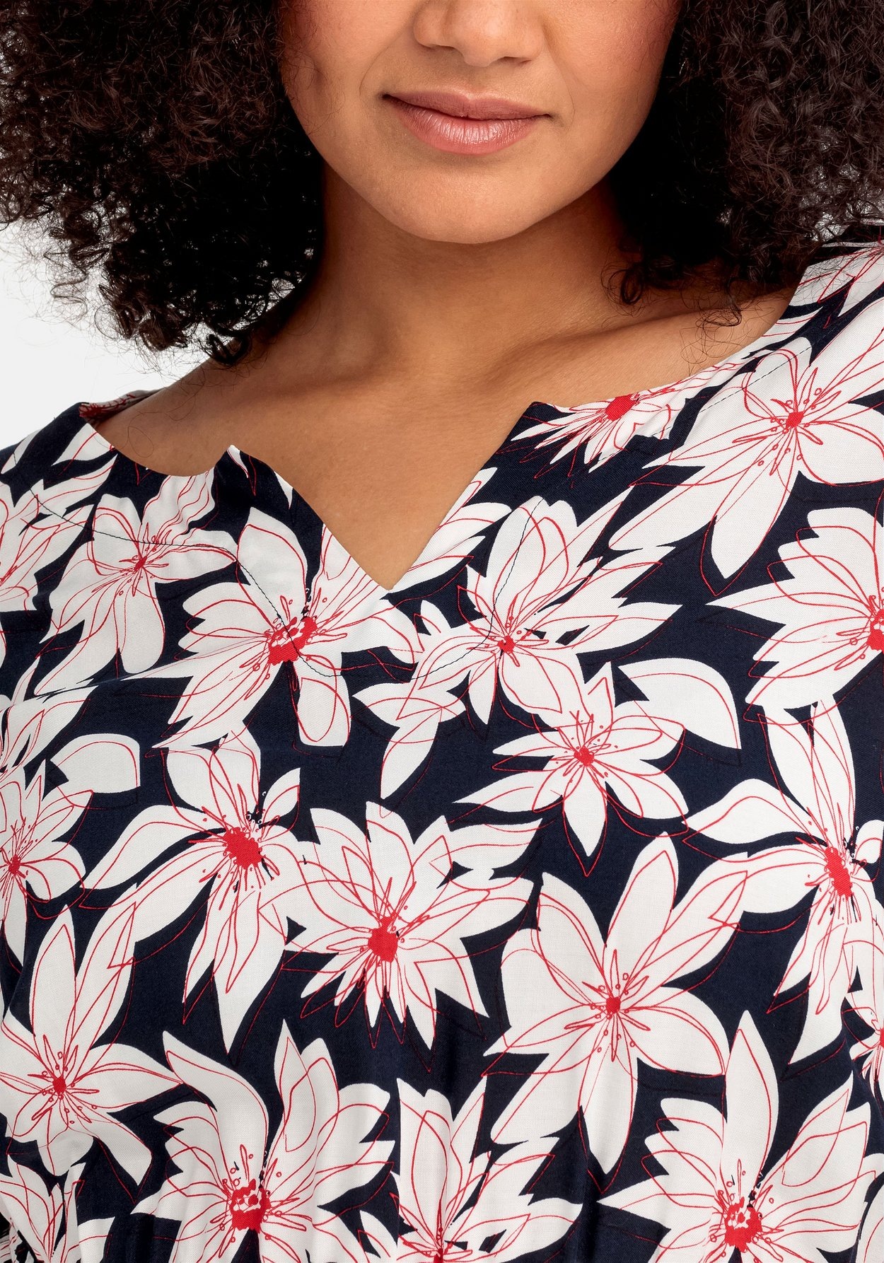 Sheego Maxikleid »Maxikleid mit Blumenprint und Bindeband hinten«