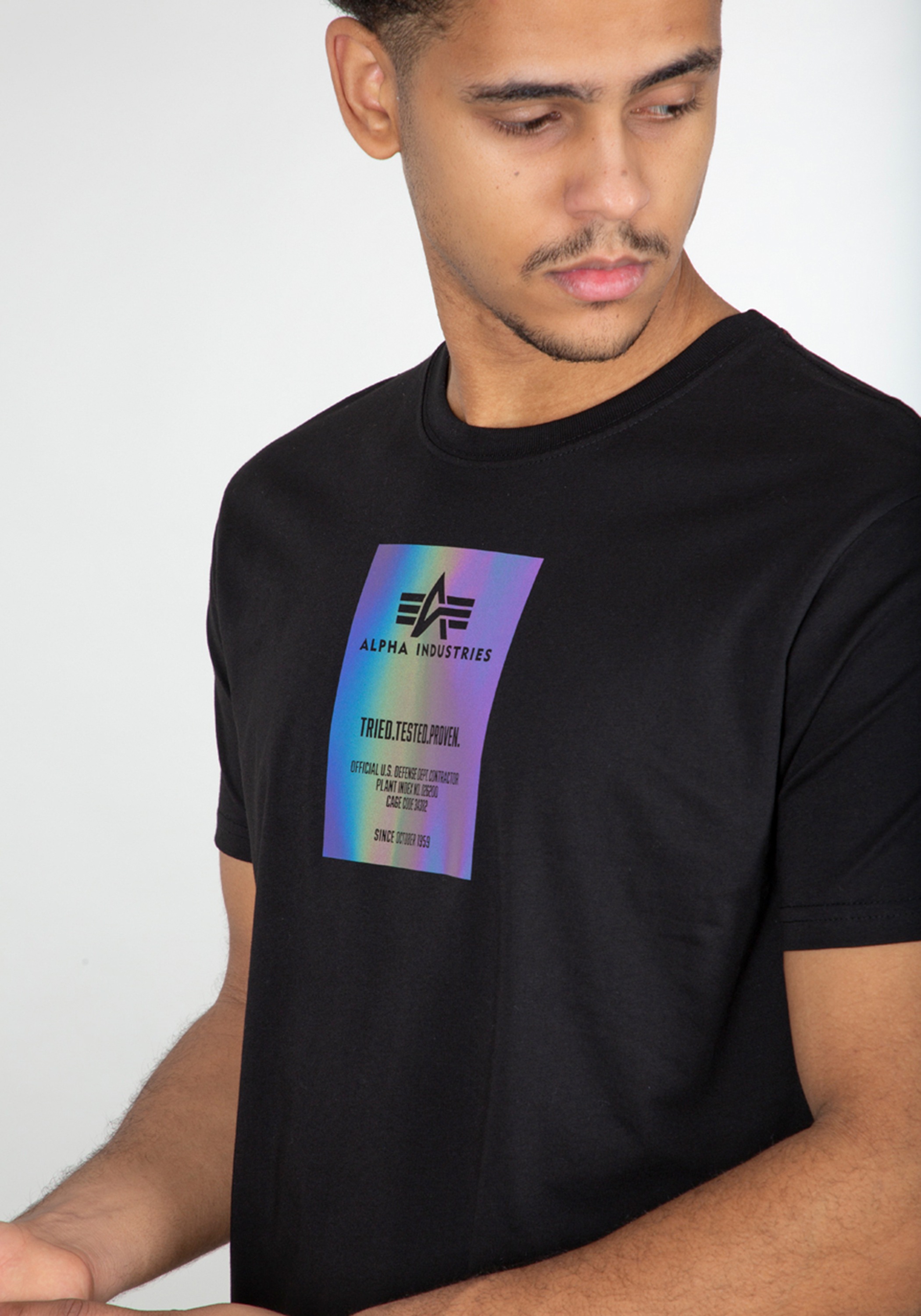 Alpha Industries T-Shirt »Alpha Industries Men - T-Shirts Rainbow Reflective Label T-Shirt«