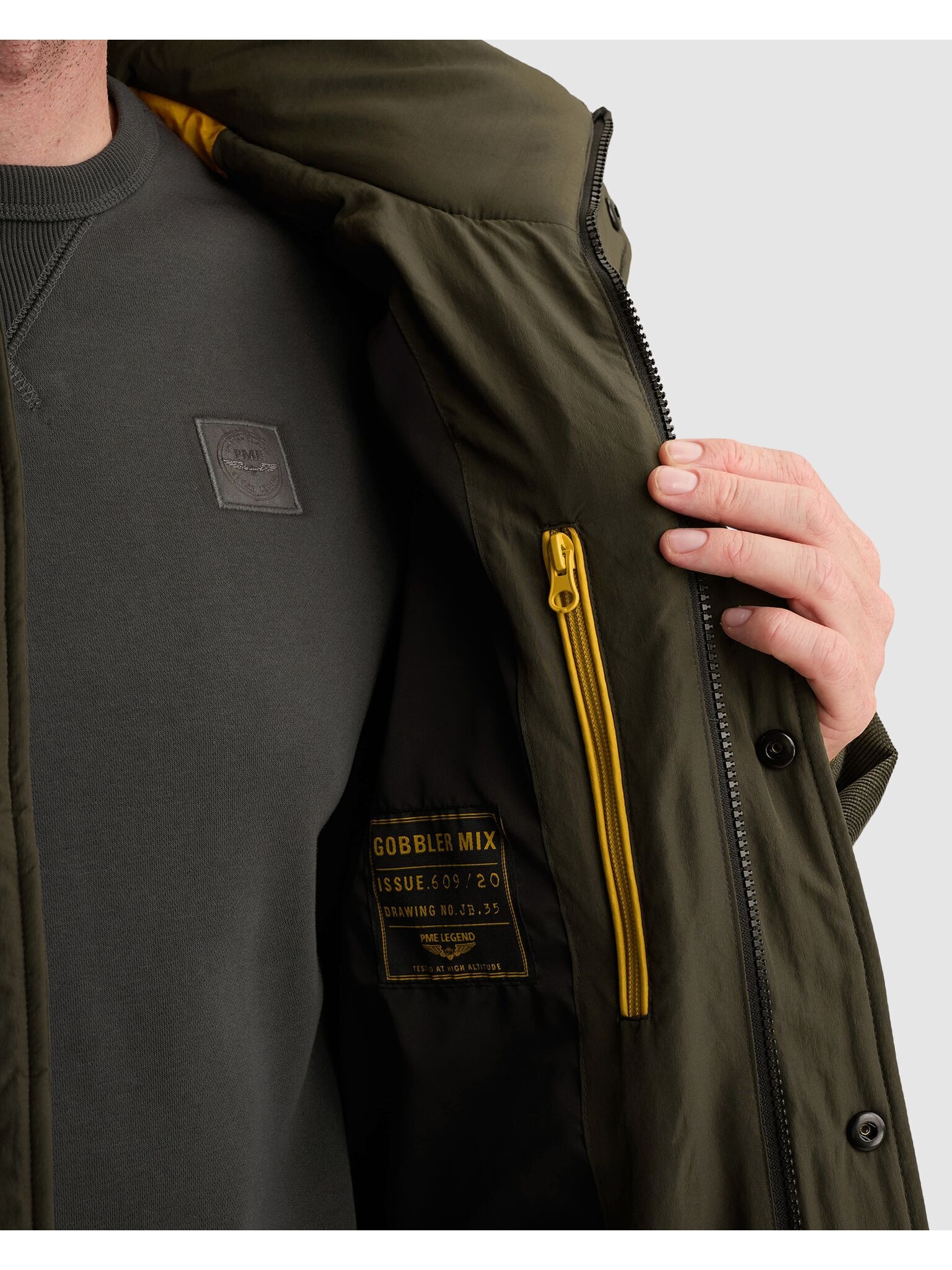 PME LEGEND Winterjacke »GOBBLER Mix fabrics« ohne Kapuze wasserabweisender Materialmix sorgt für zusätzliche Struktur