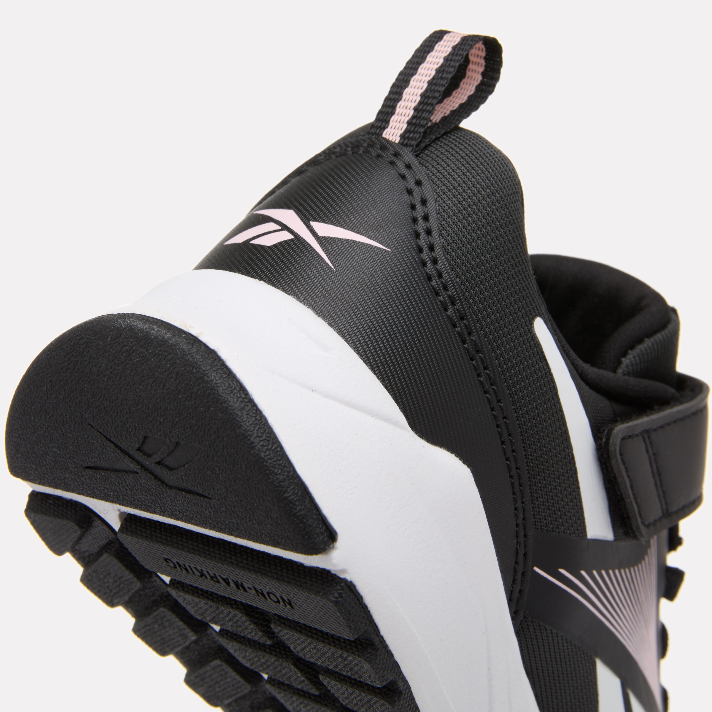 Reebok Laufschuh »ENERGEN RUN ELASTIC LACE & TOP STRAP«