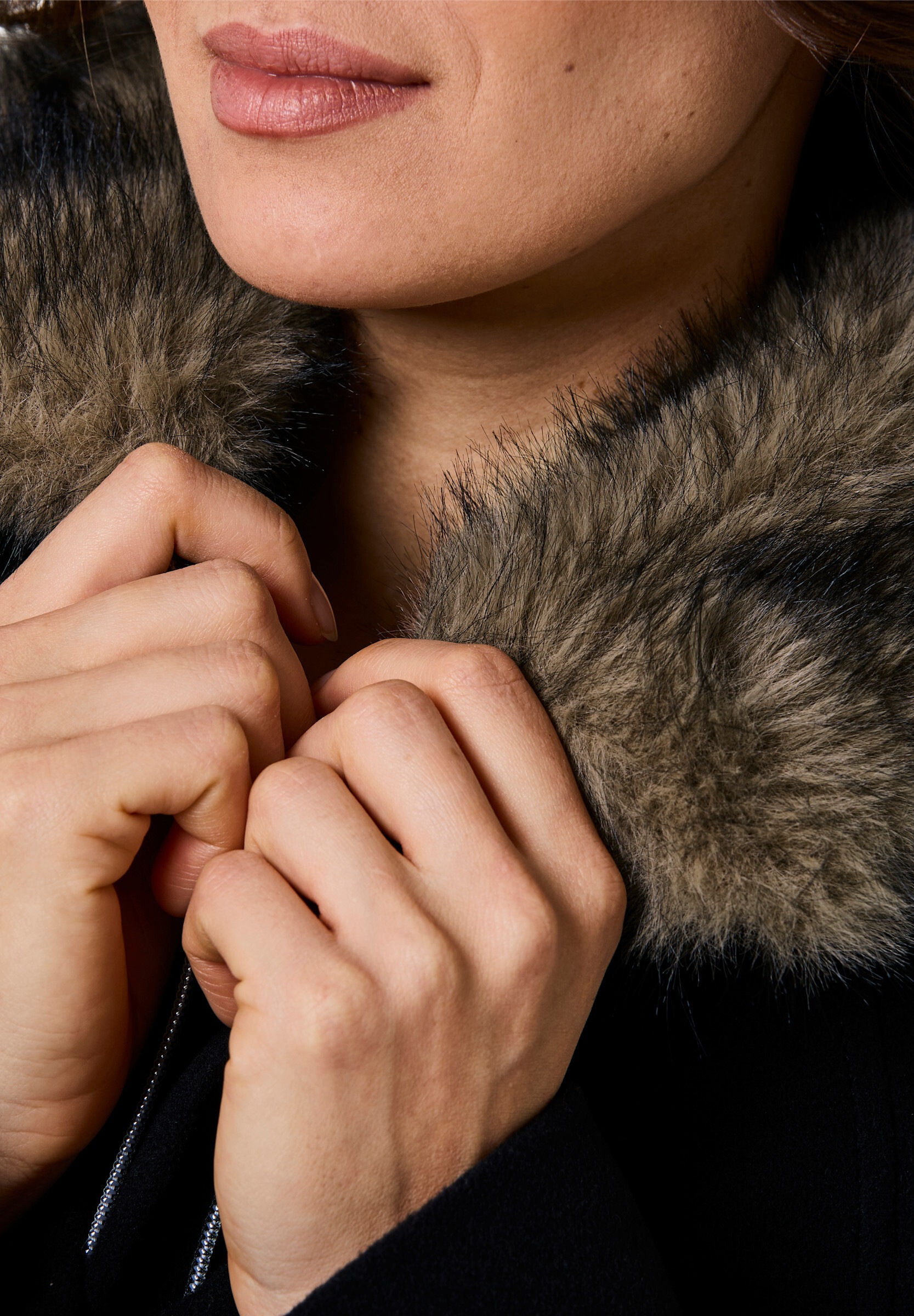 creation L Kurzjacke »Woll-Jacke Wolljacke mit Pelz-Imitat-Kragen« ohne Kapuze