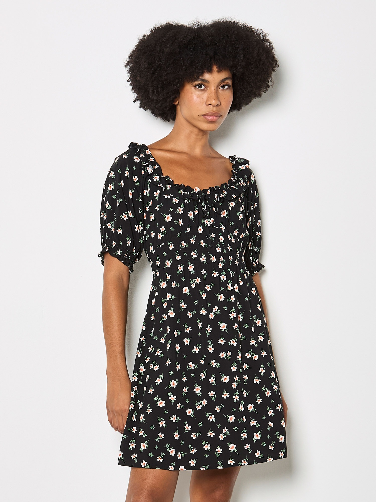 Apricot Minikleid »Minikleid« mit Blumenrüschen