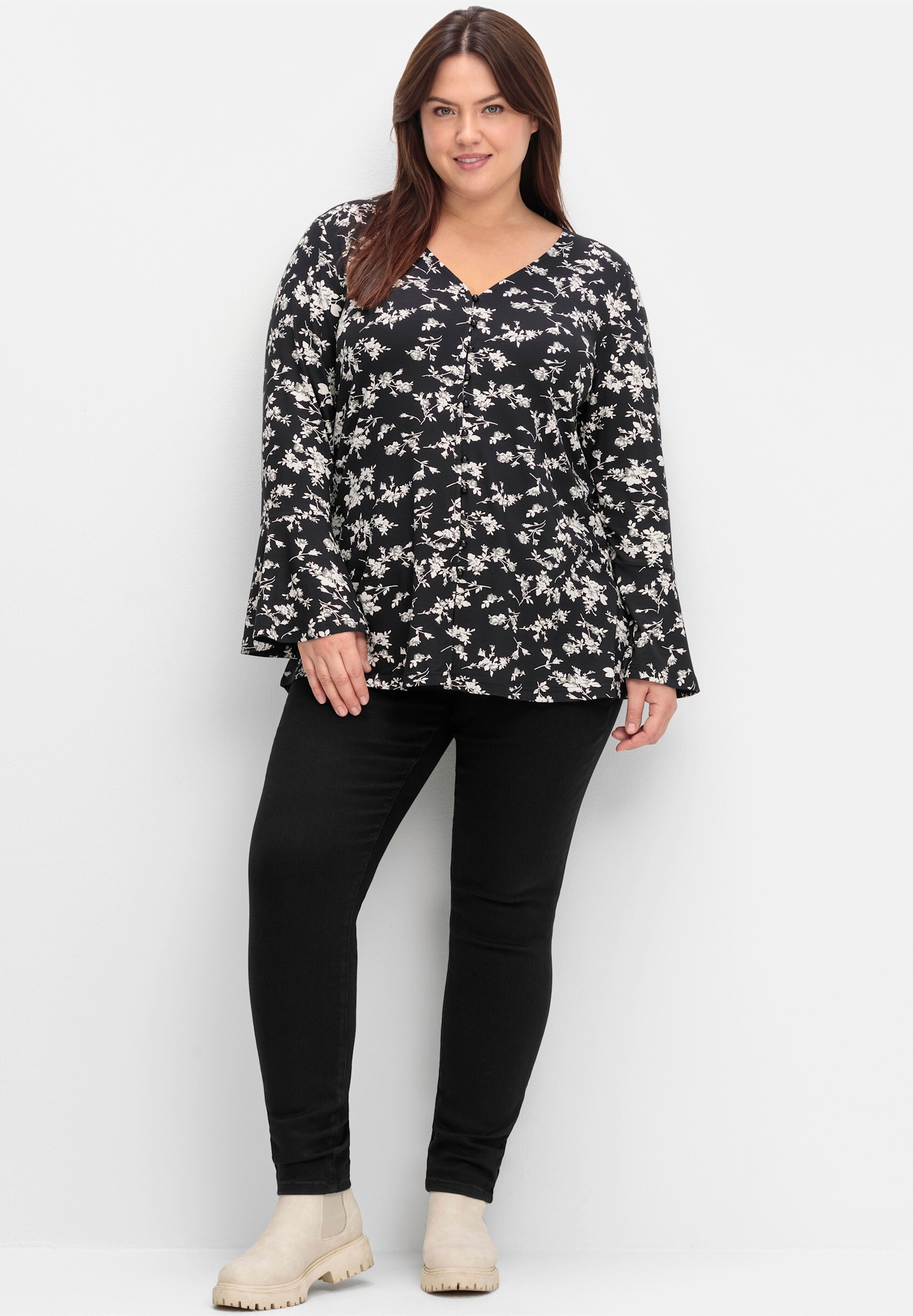 sheego by Joe Browns T-Shirt »Langarmshirt Langarmshirt mit Biesen und Volantärmeln«