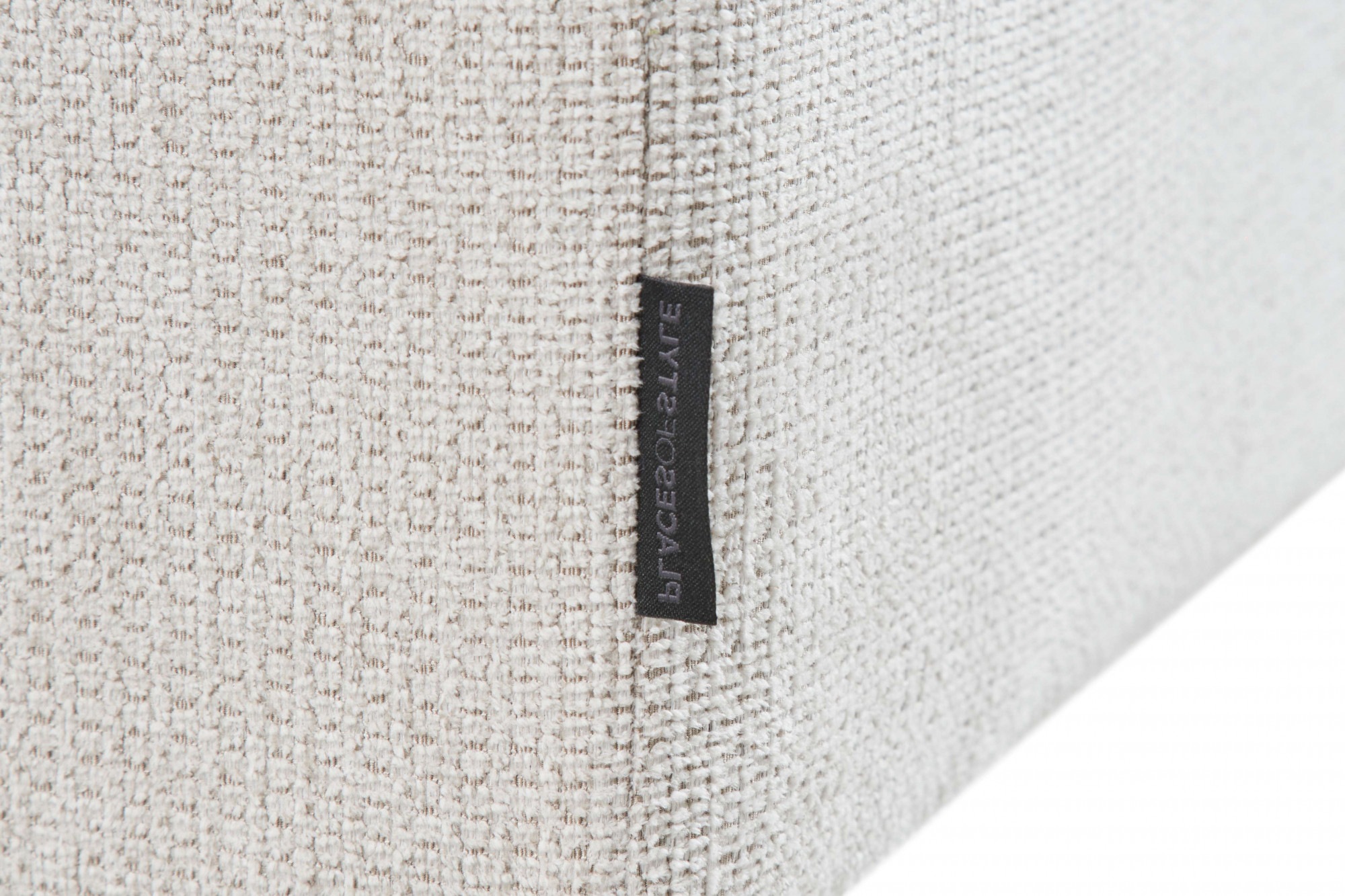 Places of Style Ecksofa »Pinto, 290 cm, Cord, Chenille, Lederoptik, Ottomane links / rechts«, mit Keder, schwarze Metallfüße, Wellenunterfederung