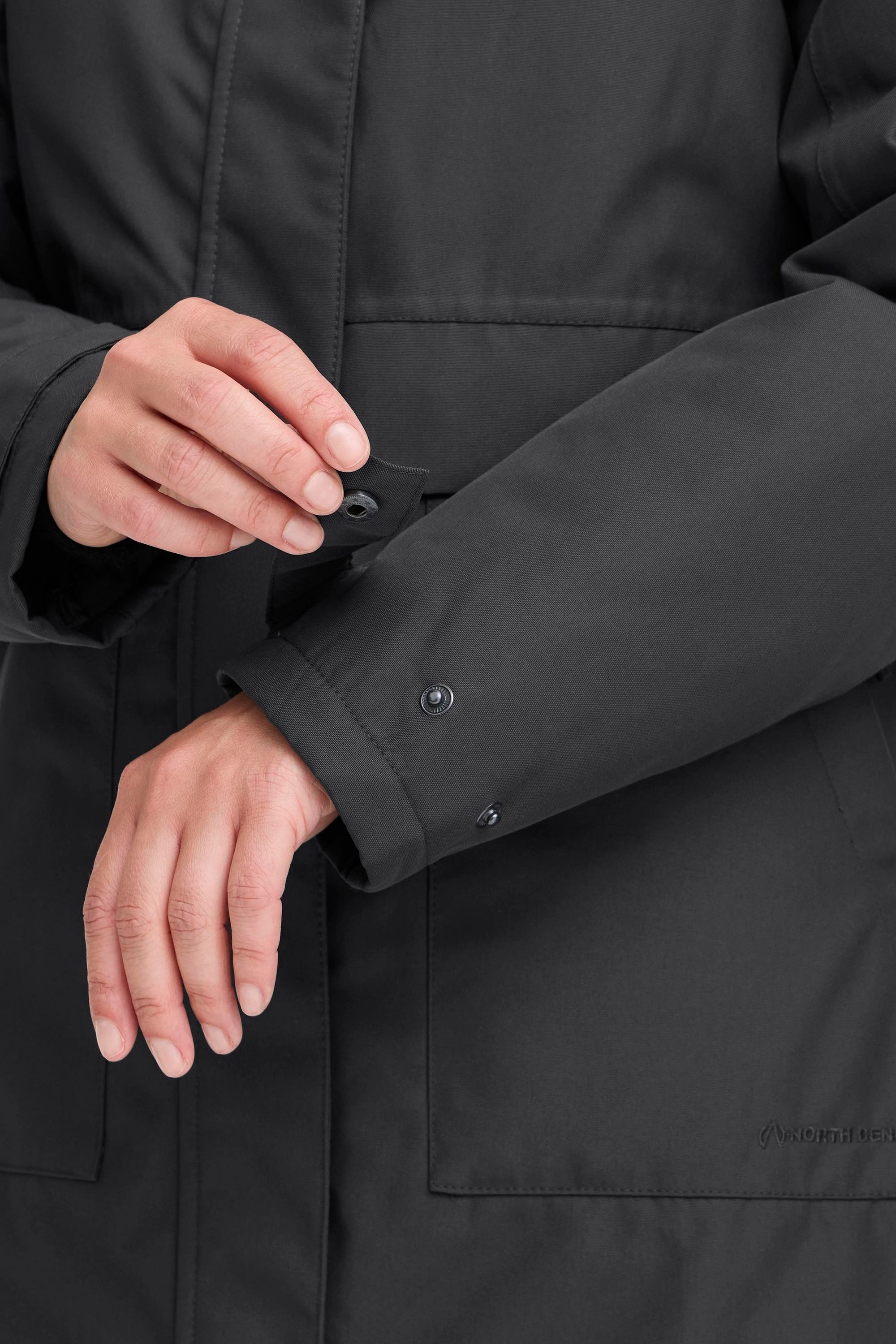 North Bend Winterjacke »Wintermantel NBMalika W W-PRO 8.000 mit wasserdichter Beschichtung«