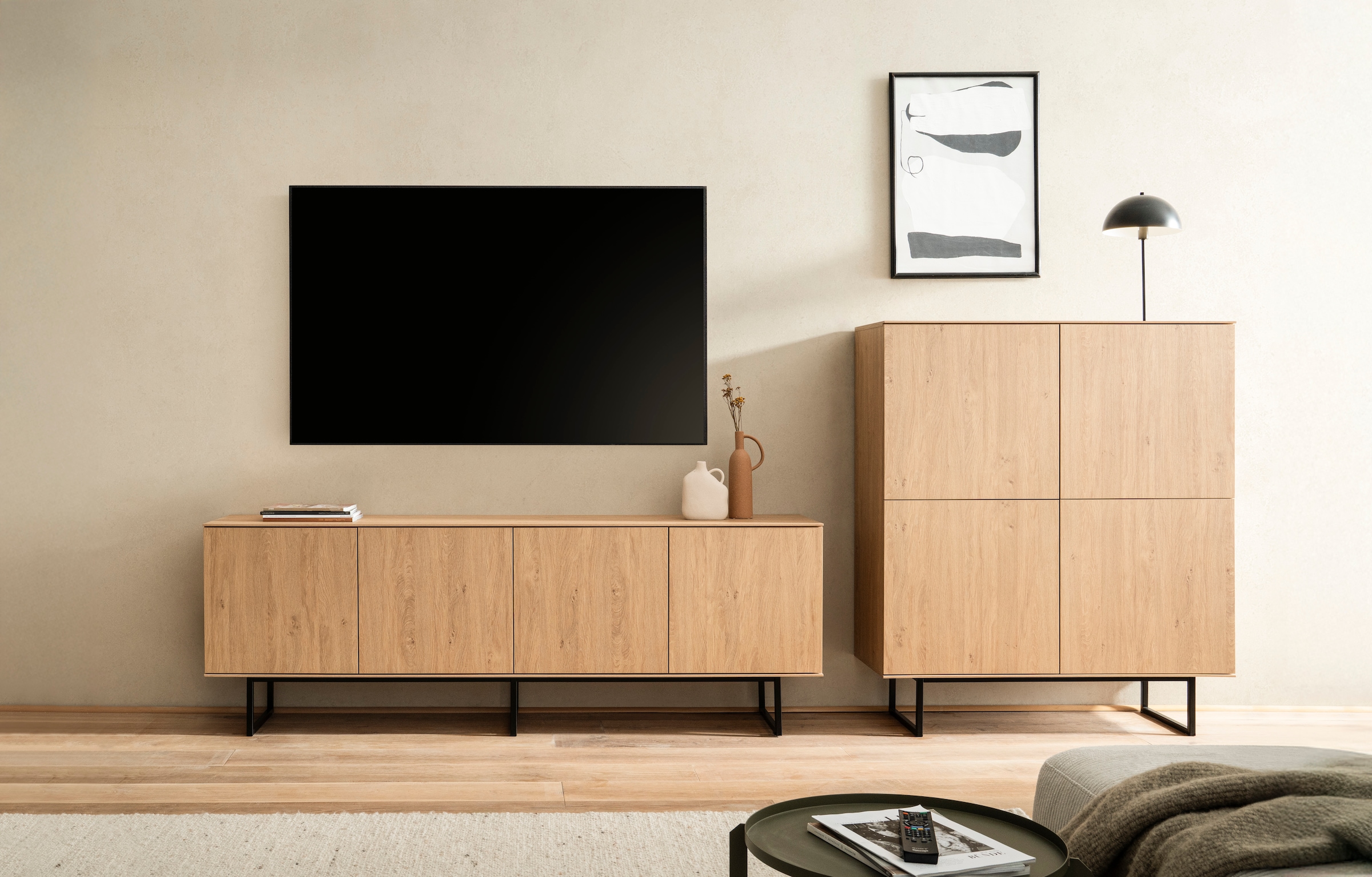 Home affaire Lowboard »Lund, moderner TV-Unterschrank, Kommode mit Kufengestell«, ausreichend Stauraum, vielseitig einsetzbar, 200 cm breit