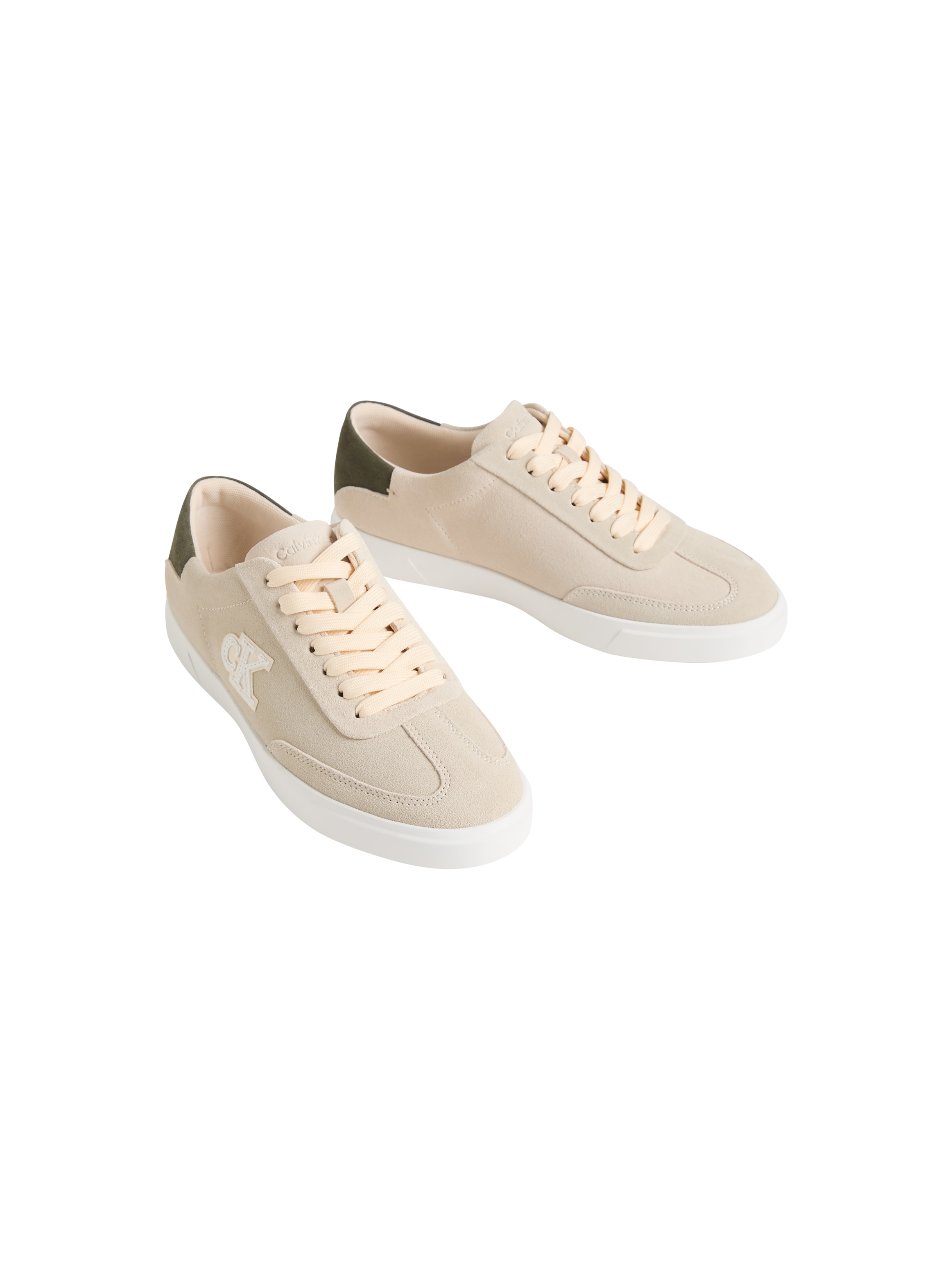 Calvin Klein Plateausneaker »LOW PRO CUPS WT SUEDE MG«  Halbschuh, Schnürschuh, Freizeitsneaker mit seitlichem CK-Logo