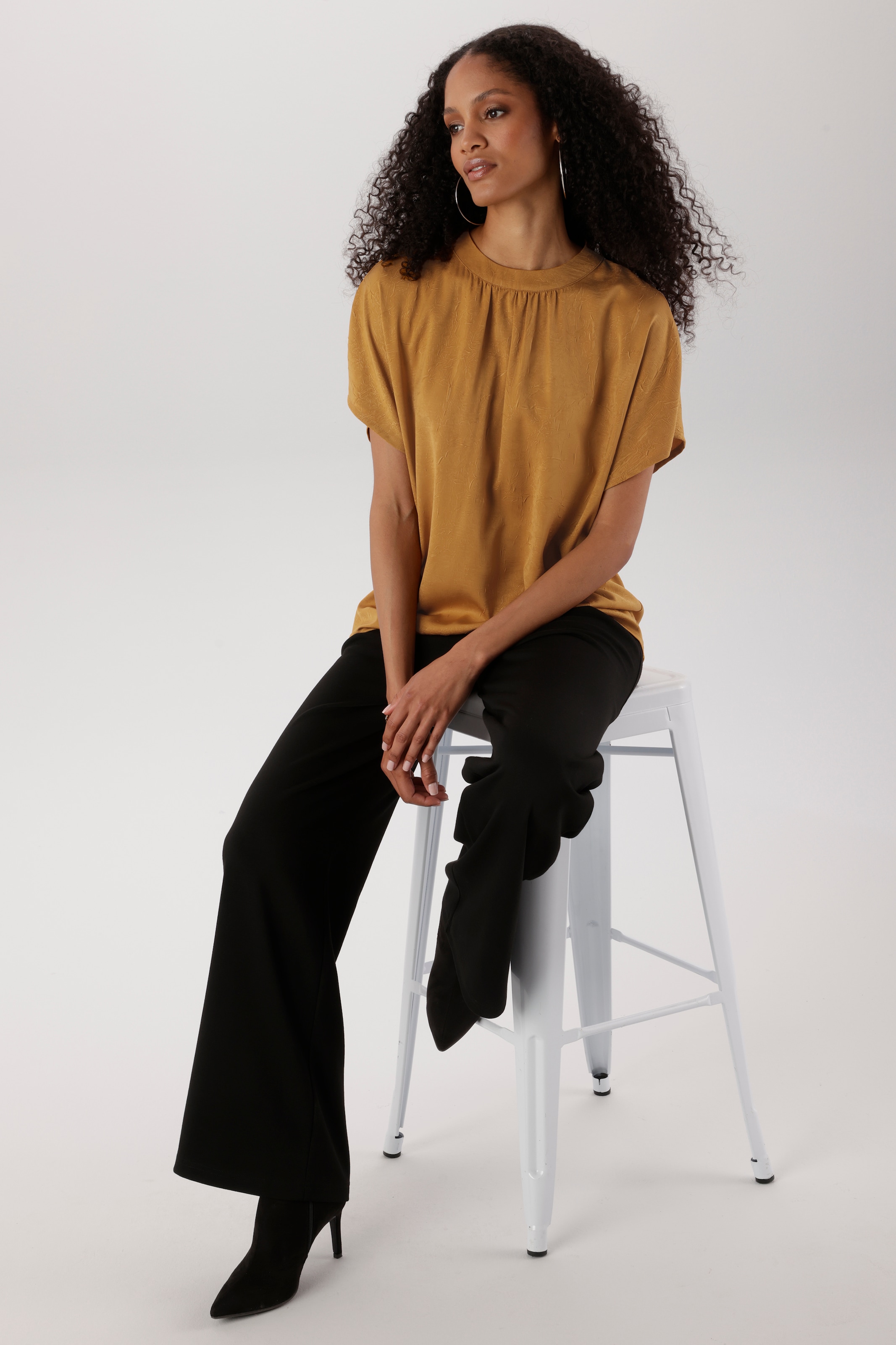 Aniston SELECTED Schlupfbluse in extra weiter Form und weicher Crinkleware - NEUE KOLLEKTION
