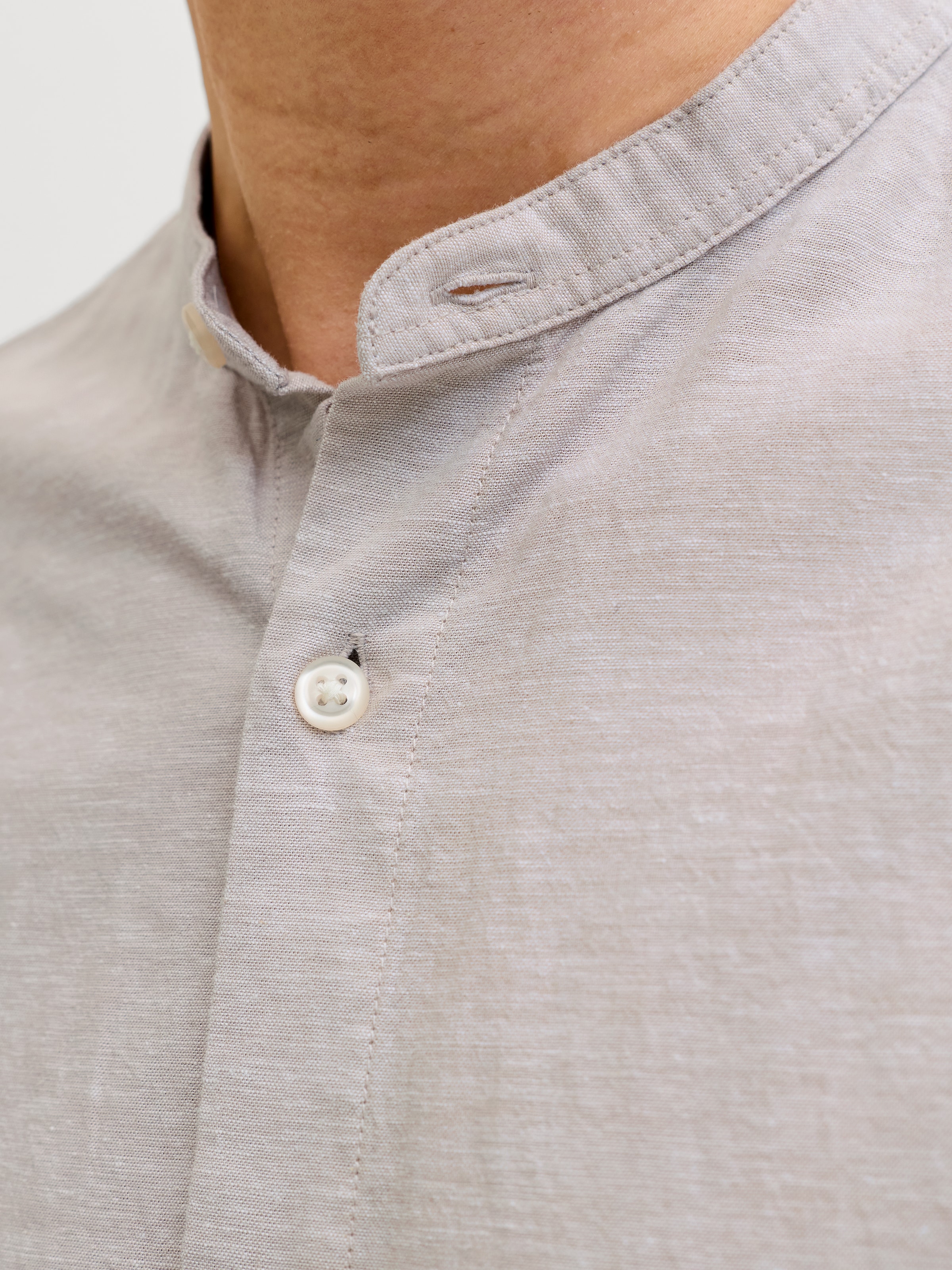 Jack & Jones Langarmhemd »JJEBREEZE LINEN BLEND BAND SHIRT L/S SN« mit Stehkragen