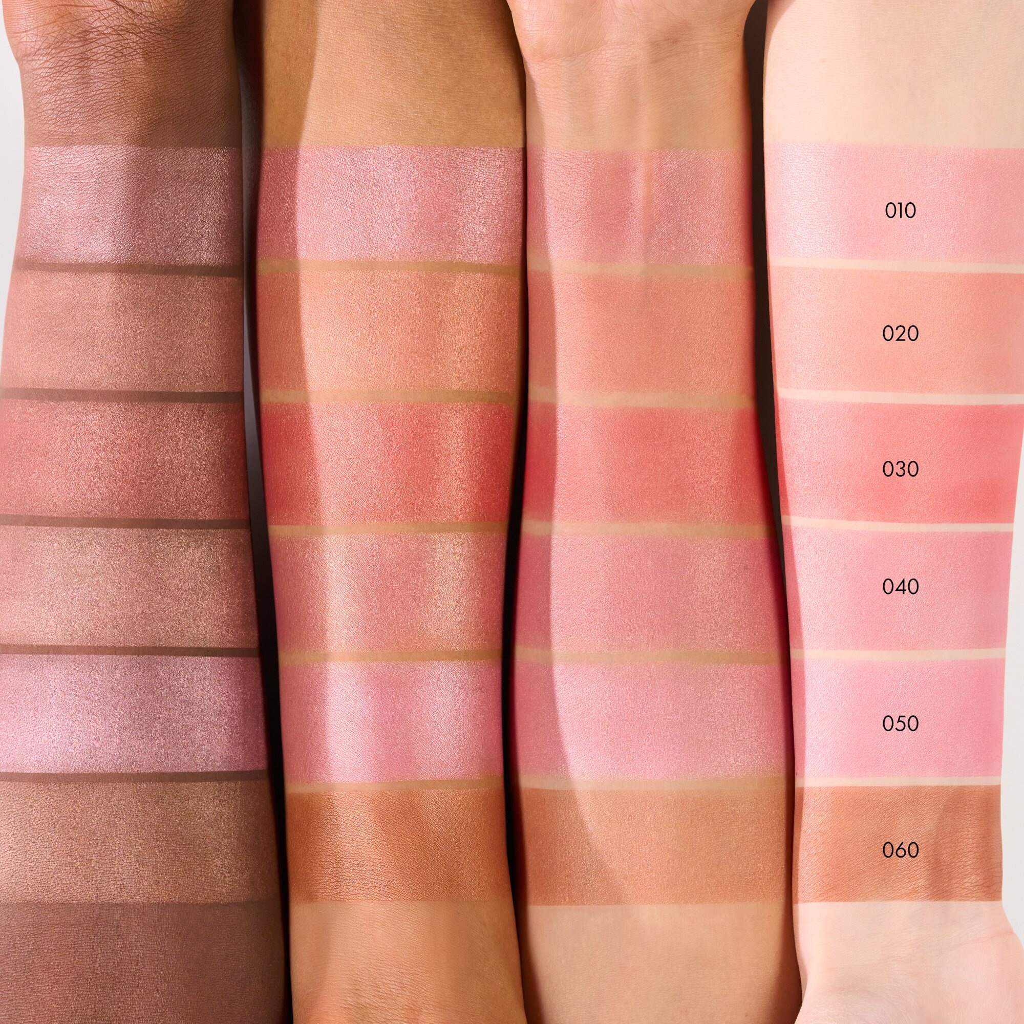 Catrice Rouge »Soft Glam Baked Blush« Eleganter Beerenton mit sanftem Schimmer für einen strahlenden Look