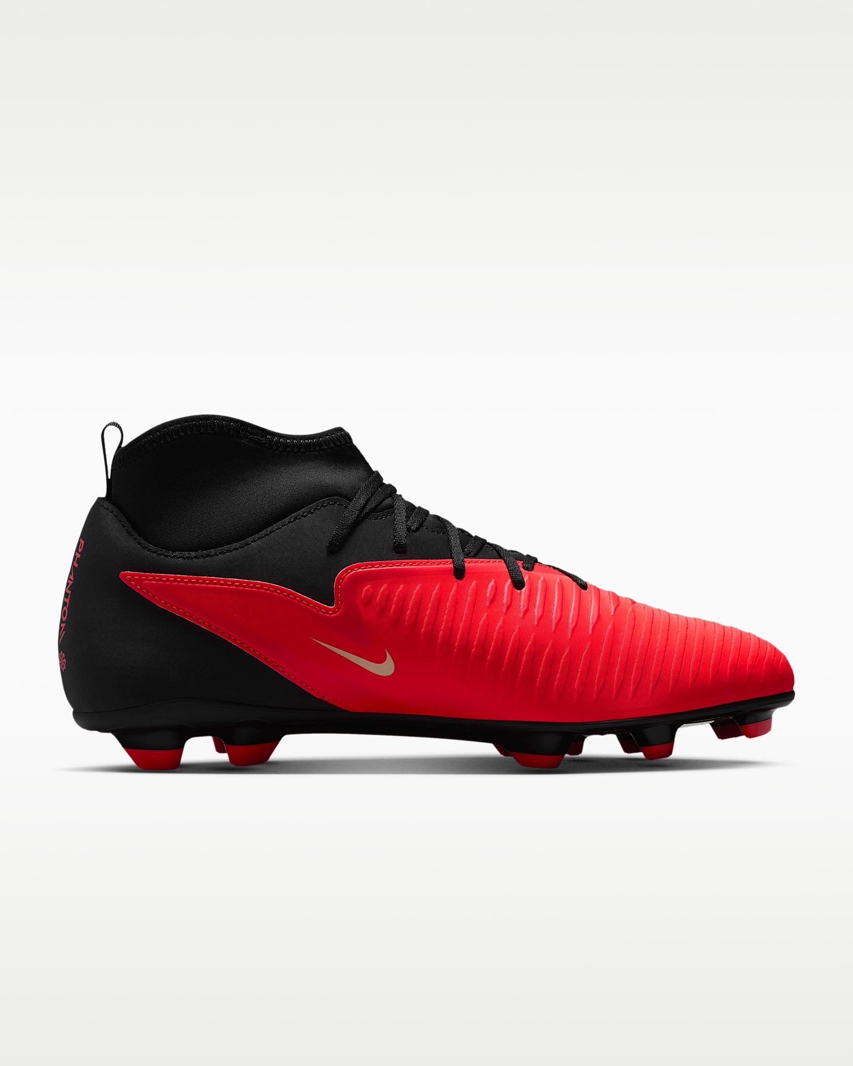 Nike Fußballschuh »Phantom 6 High Club«  Außensohle für Rasen & Kunstrasen und feste Böden