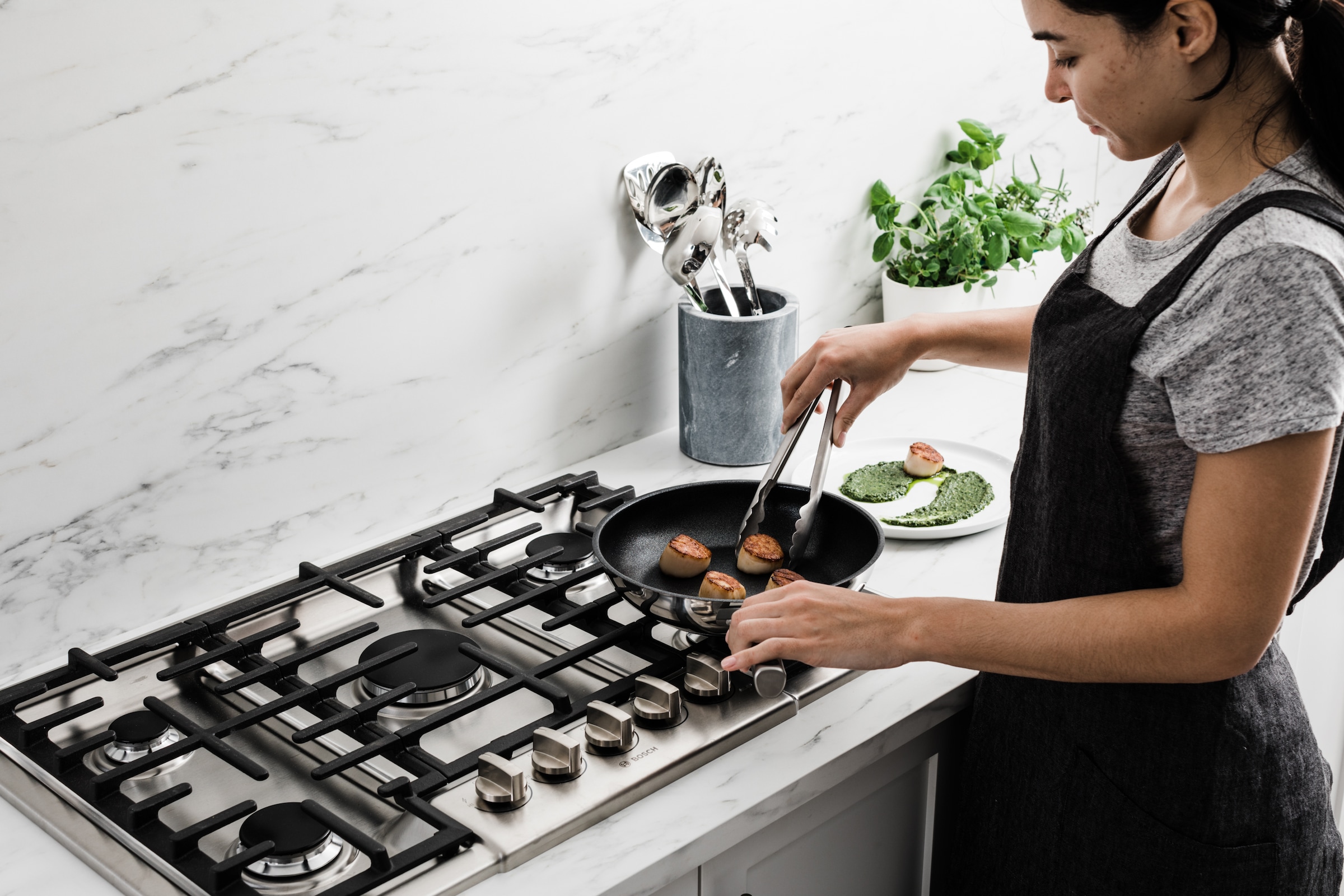 NINJA Bratpfanne »Ninja ZEROSTICK Edelstahl-Pfanne C600DE« Edelstahl 1 Stk. tlg. Edelstahl mit Aluminiumbeschichtung für Braten bei hohen Temperaturen