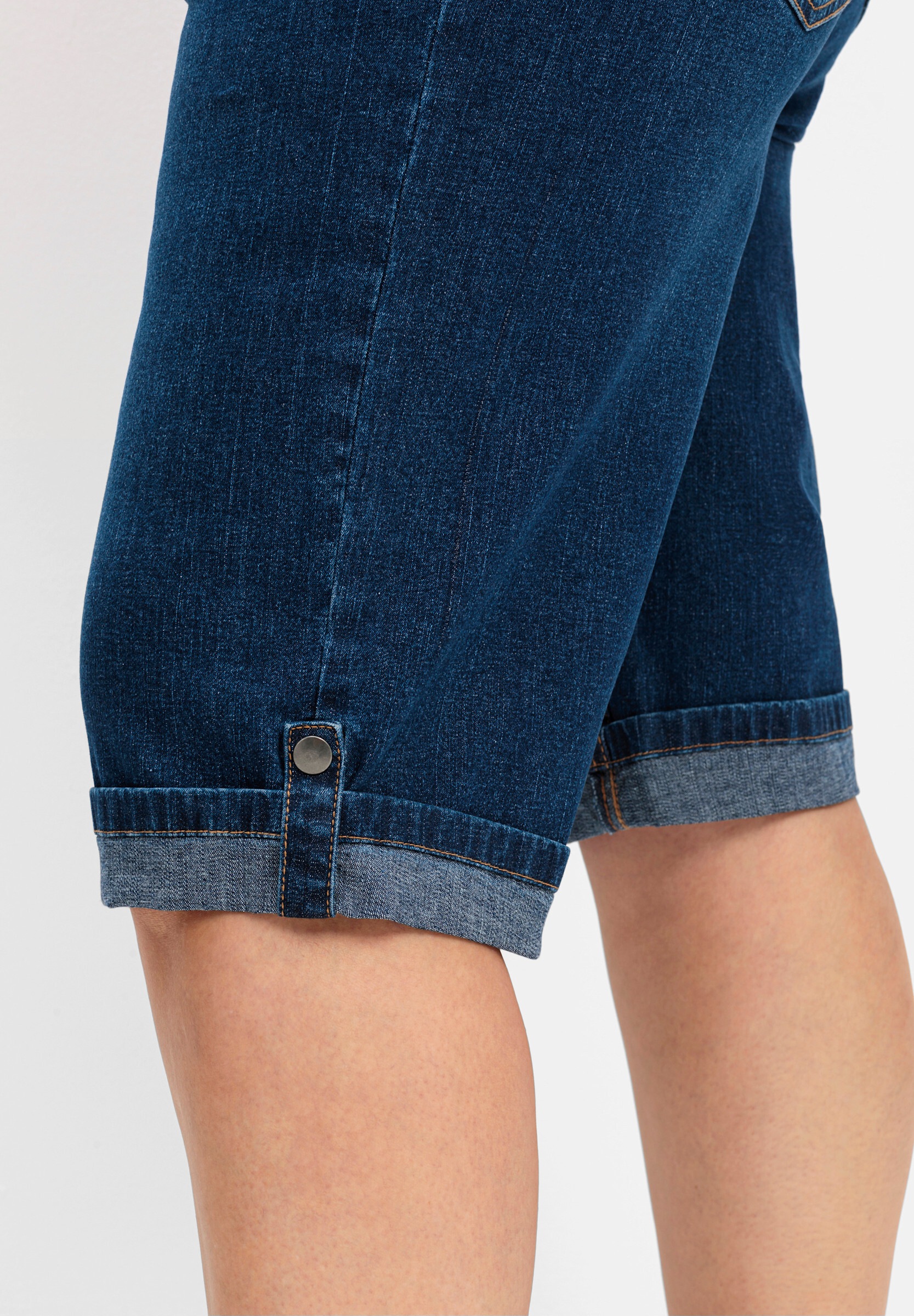 Sheego Bequeme Jeans »Jeansbermudas Jeansbermudas mit fixiertem Aufschlag« mit fixierbarem Aufschlag