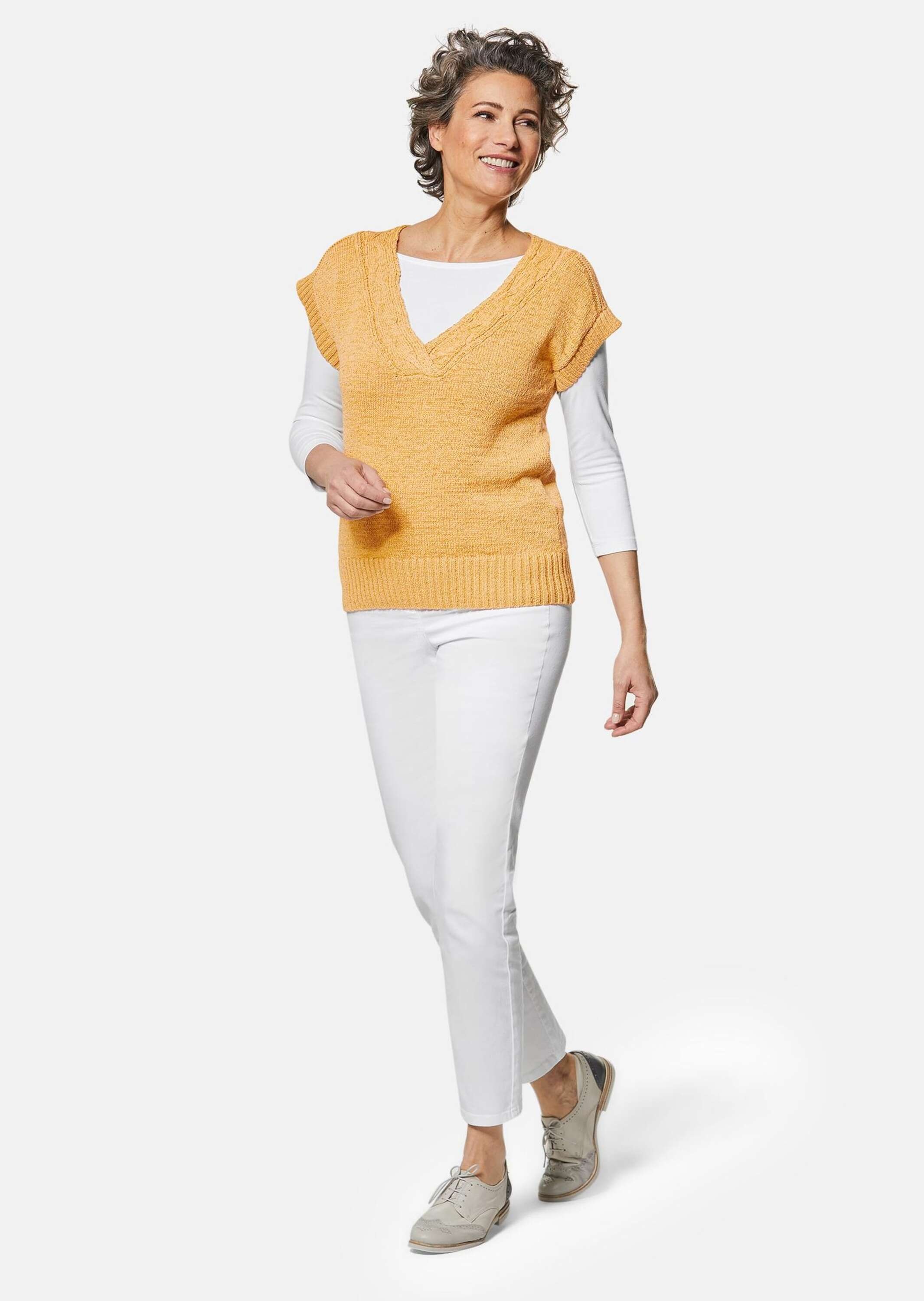 GOLDNER Rundhalspullover »Kurzgröße Trageangenehmer Pullunder mit modischem Ausschnitt«