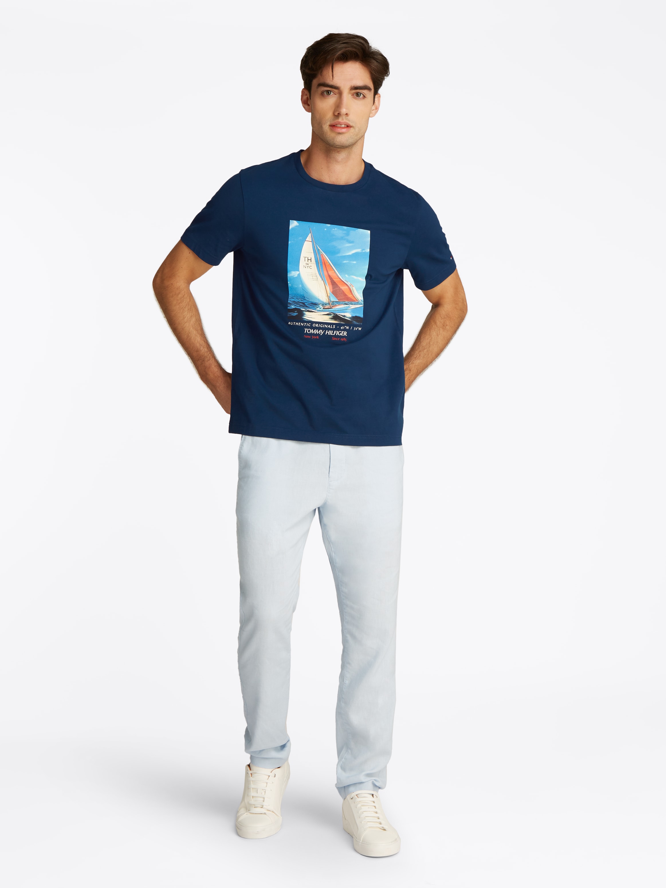 Tommy Hilfiger T-Shirt »HILFIGER COLOR PHOTO PRINT TEE«, mit modischem Print