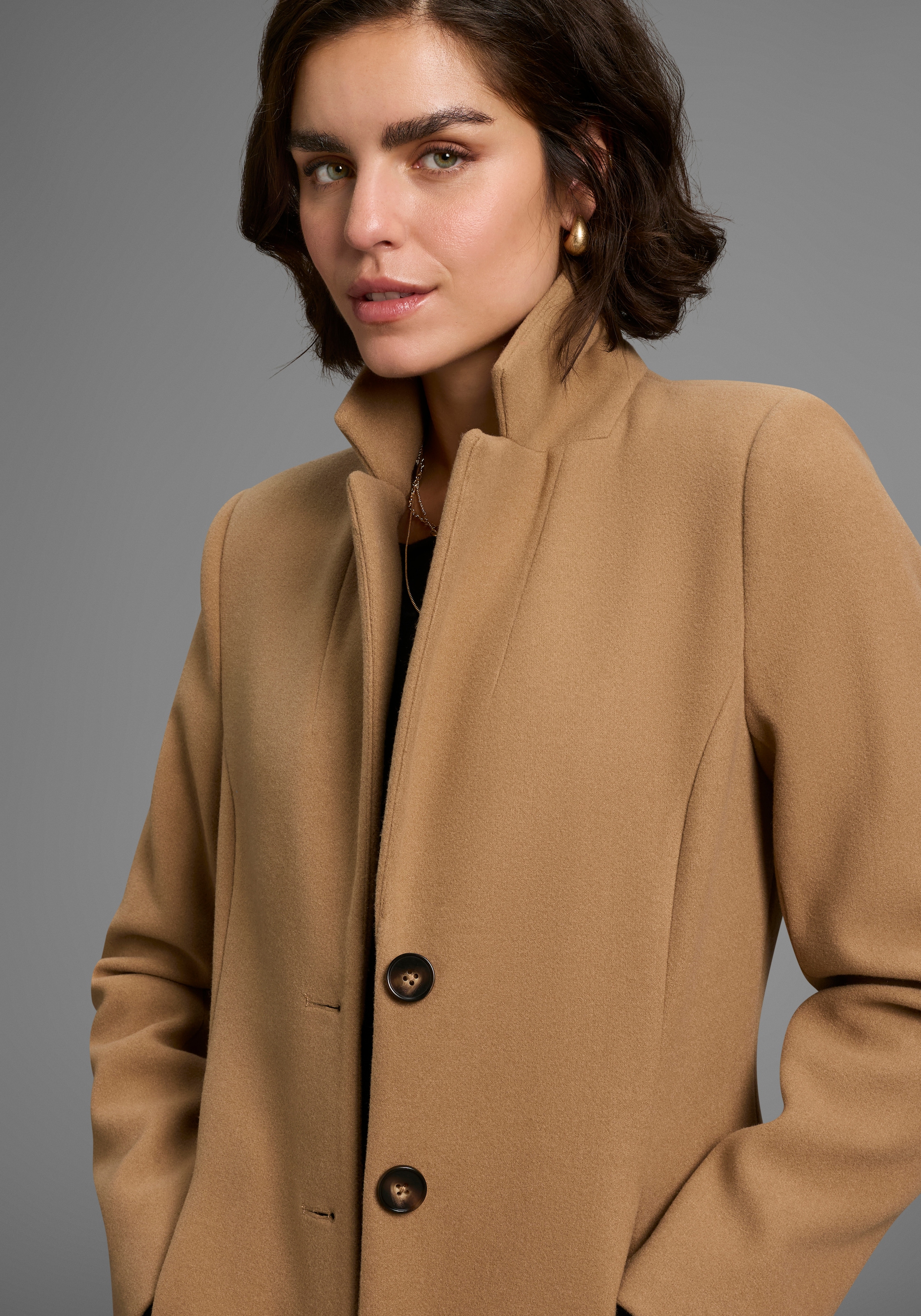 Laura Scott Kurzmantel, perfekt für den Übergang