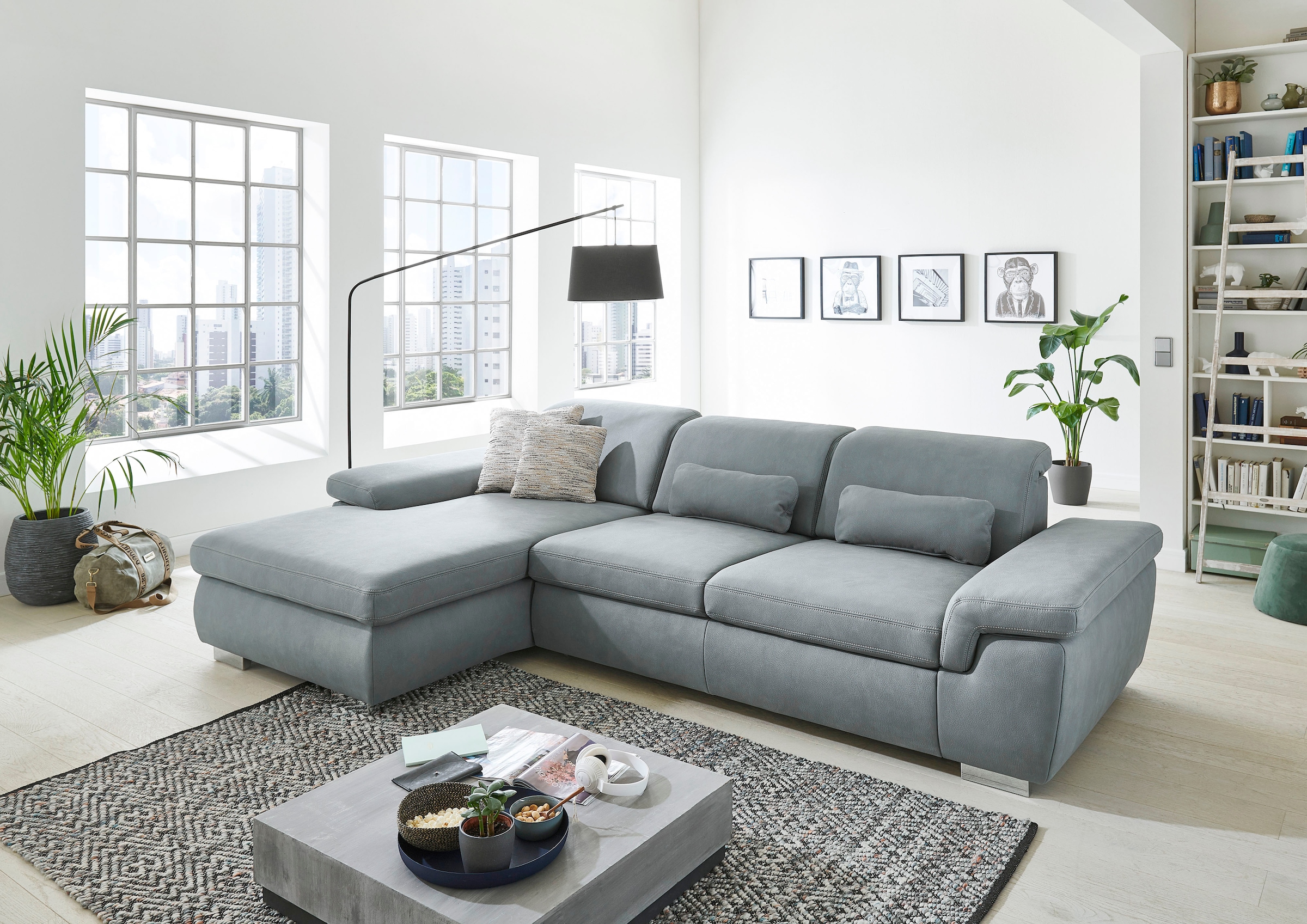 Die PlanBar Ecksofa »MP-IN17041 L-Form« mit Sitztiefenverstellung, optional Kopfteilverstellung & Bettfunktion