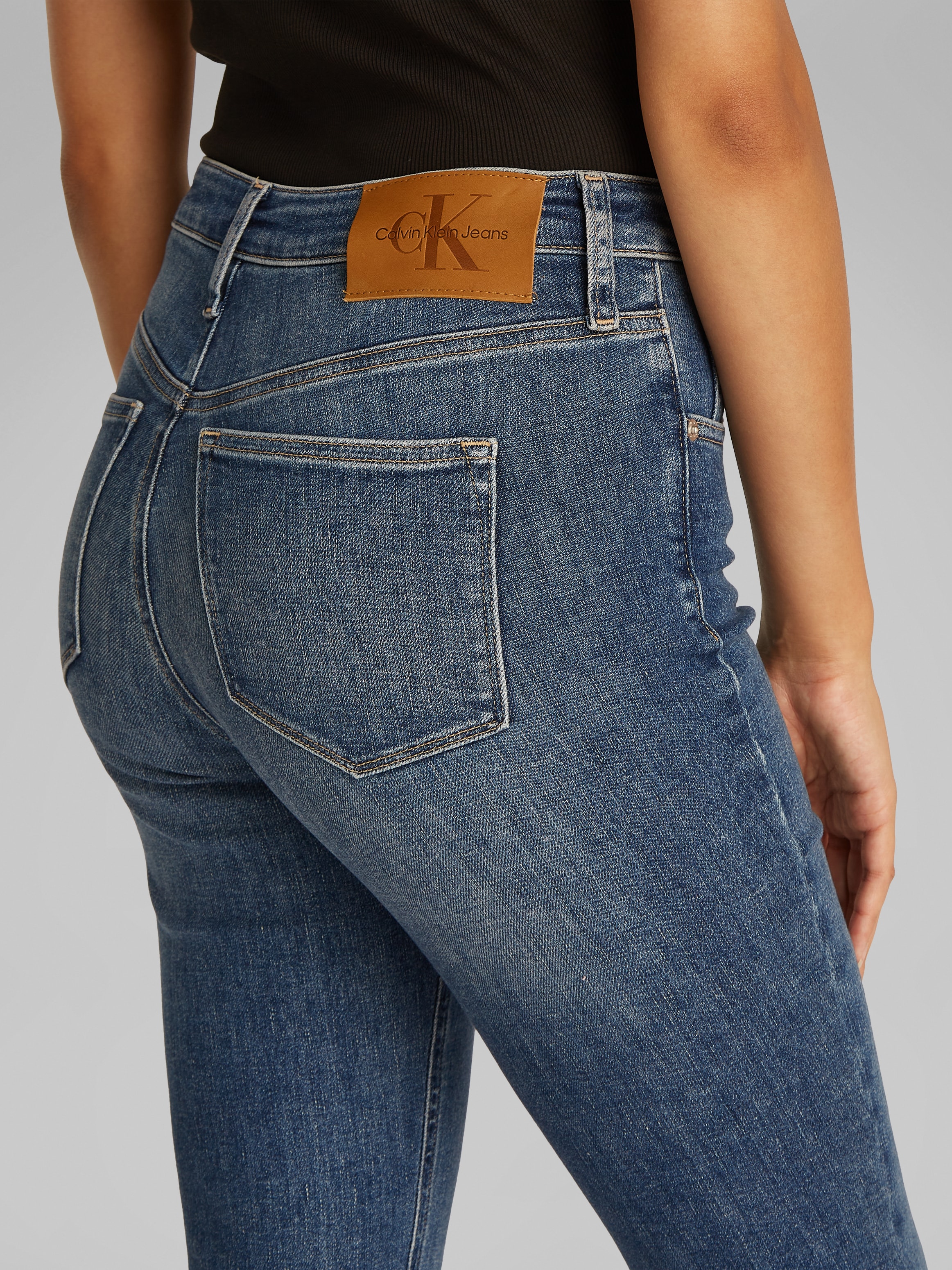 Calvin Klein Jeans Bootcut-Jeans »SKINNY BOOTCUT«, in blauer Waschung