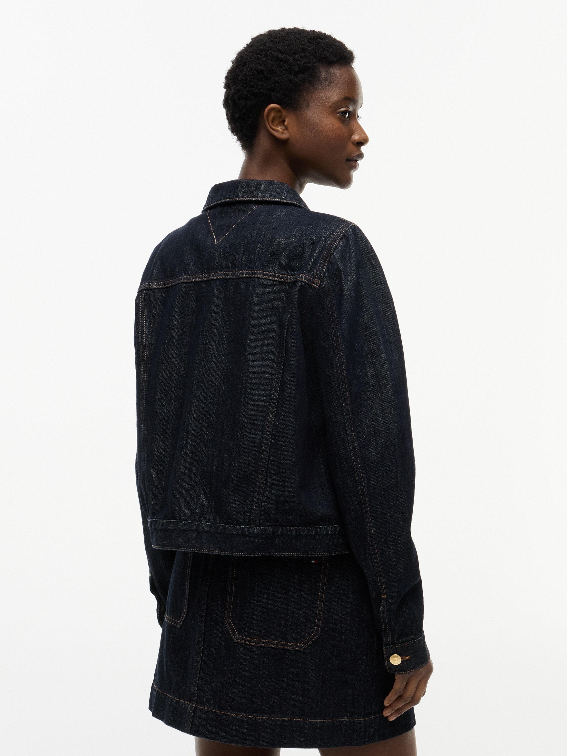 Tommy Hilfiger Jeansjacke »LADY JACKET RINSE« ohne Kapuze mit praktischen Taschen, aus Baumwolle