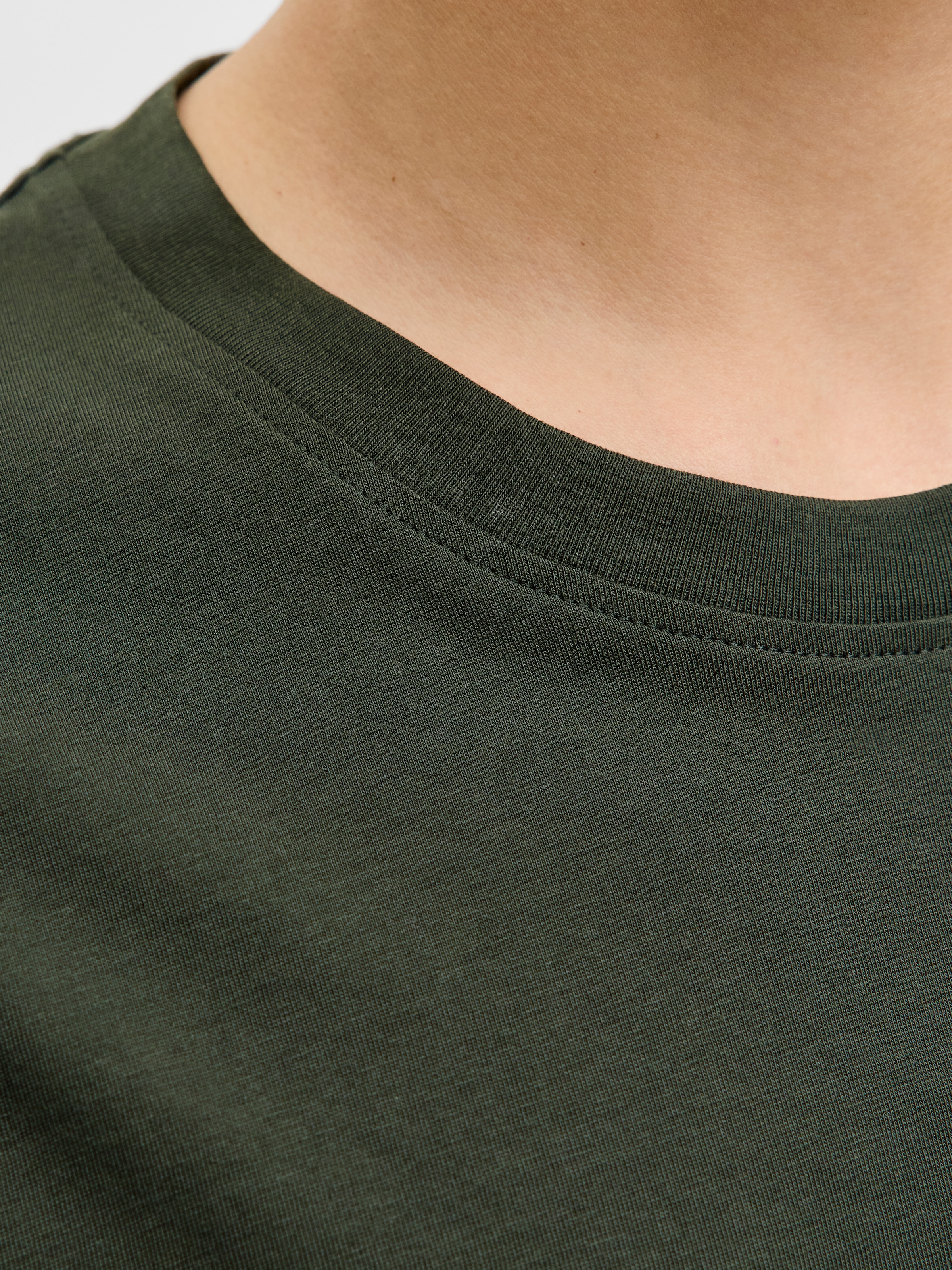 Jack & Jones Rundhalsshirt »JJESTAR JJ TEE SS NOOS«, mit Logo Schriftzug