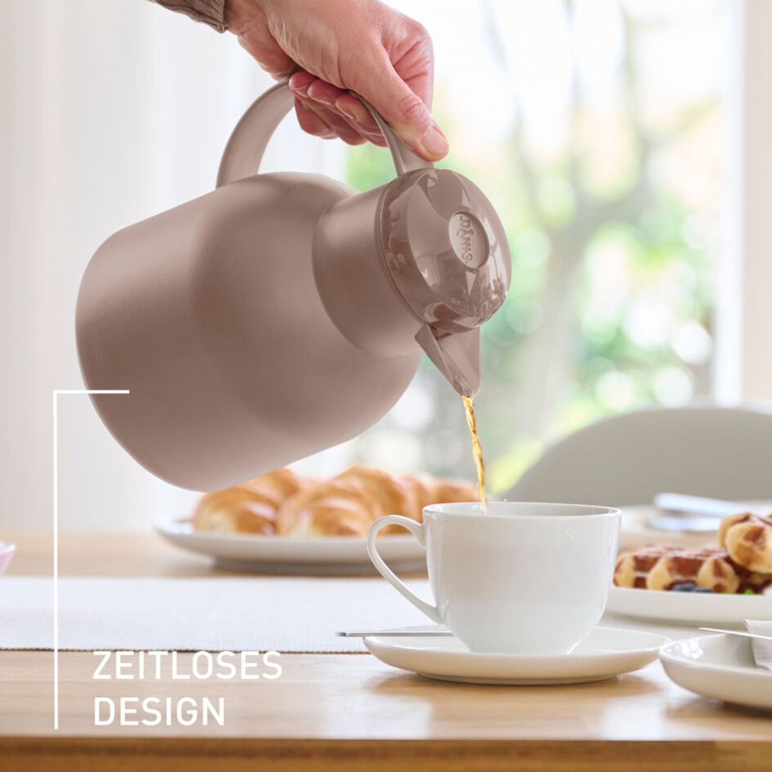 Emsa Isolierkanne »Samba« 1 l zeitloses Design, einfacher Knopfdruck, 24h kalt, 12h warm