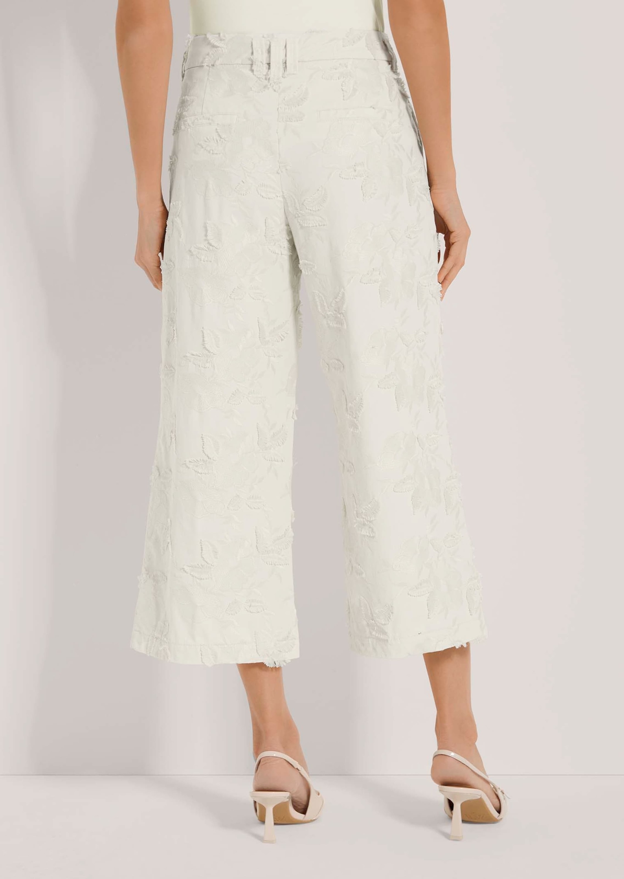 MADELEINE Culotte »Hose Weite Bügelfaltenhose mit Stickerei«