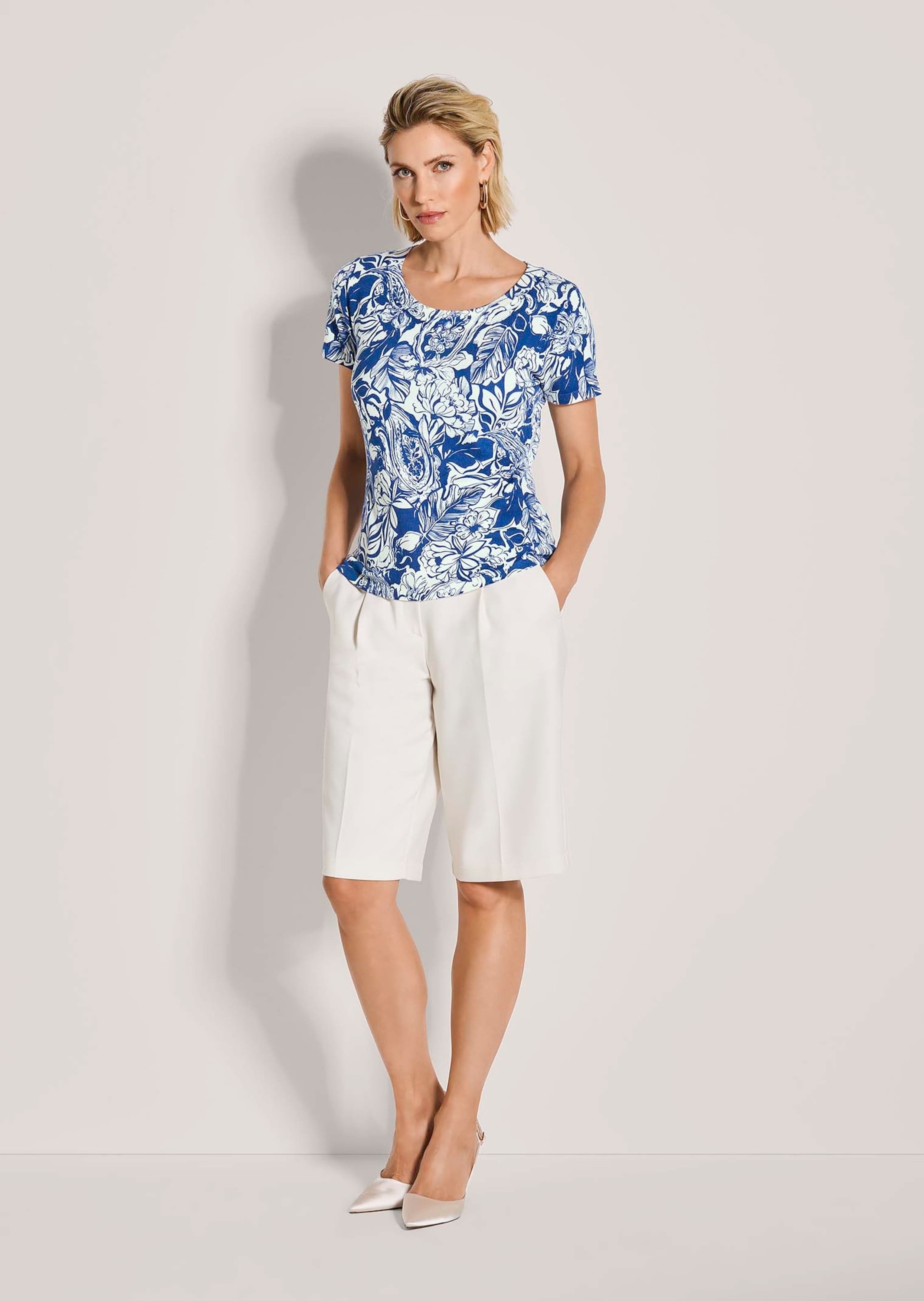 MADELEINE Longpullover »Feinstrickpullover Viskoseshirt mit floralem Muster« Floraler Alloverdruck