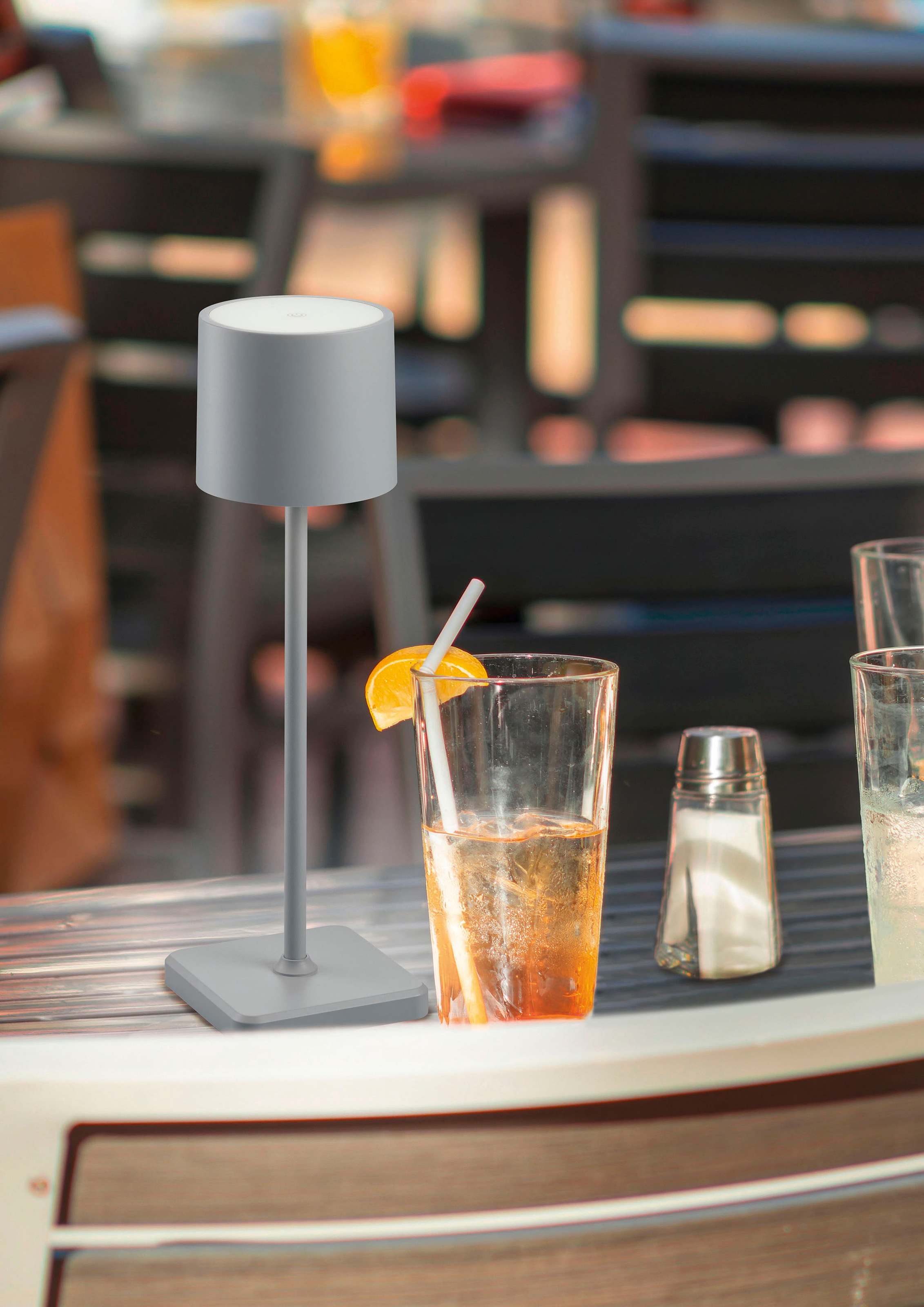 REALITY Leuchten LED Außen-Tischleuchte »Fernandez«, LED fest integriert, dimmbar, Lichtfarbe einstellbar, USB Ladestation