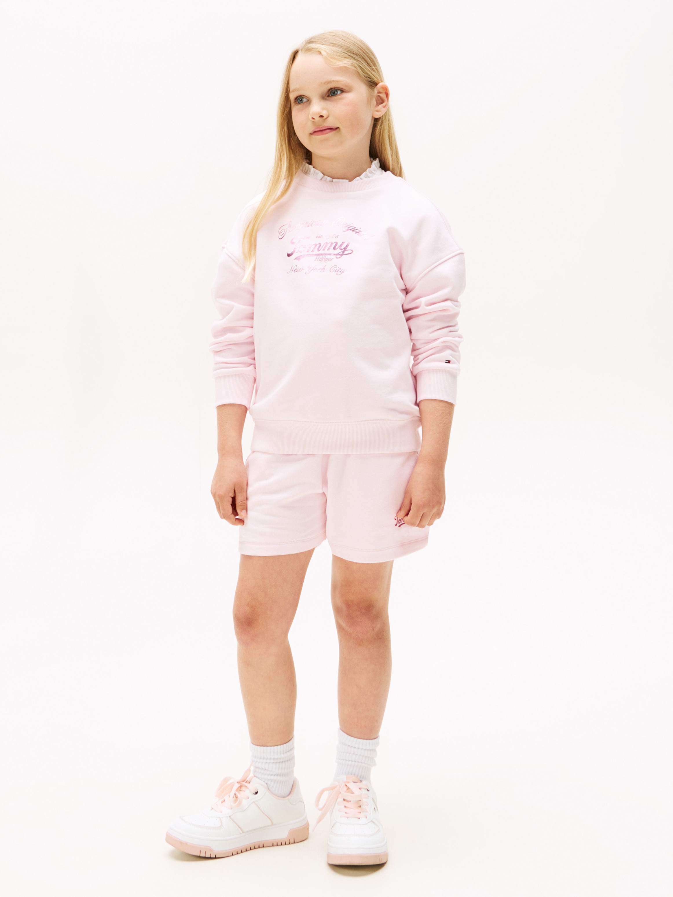 Tommy Hilfiger Sweatshirt »TOMMY SCRIPT SWEATSHIRT«, für Kinder bis 16 Jahre, mit glänzendem Druck
