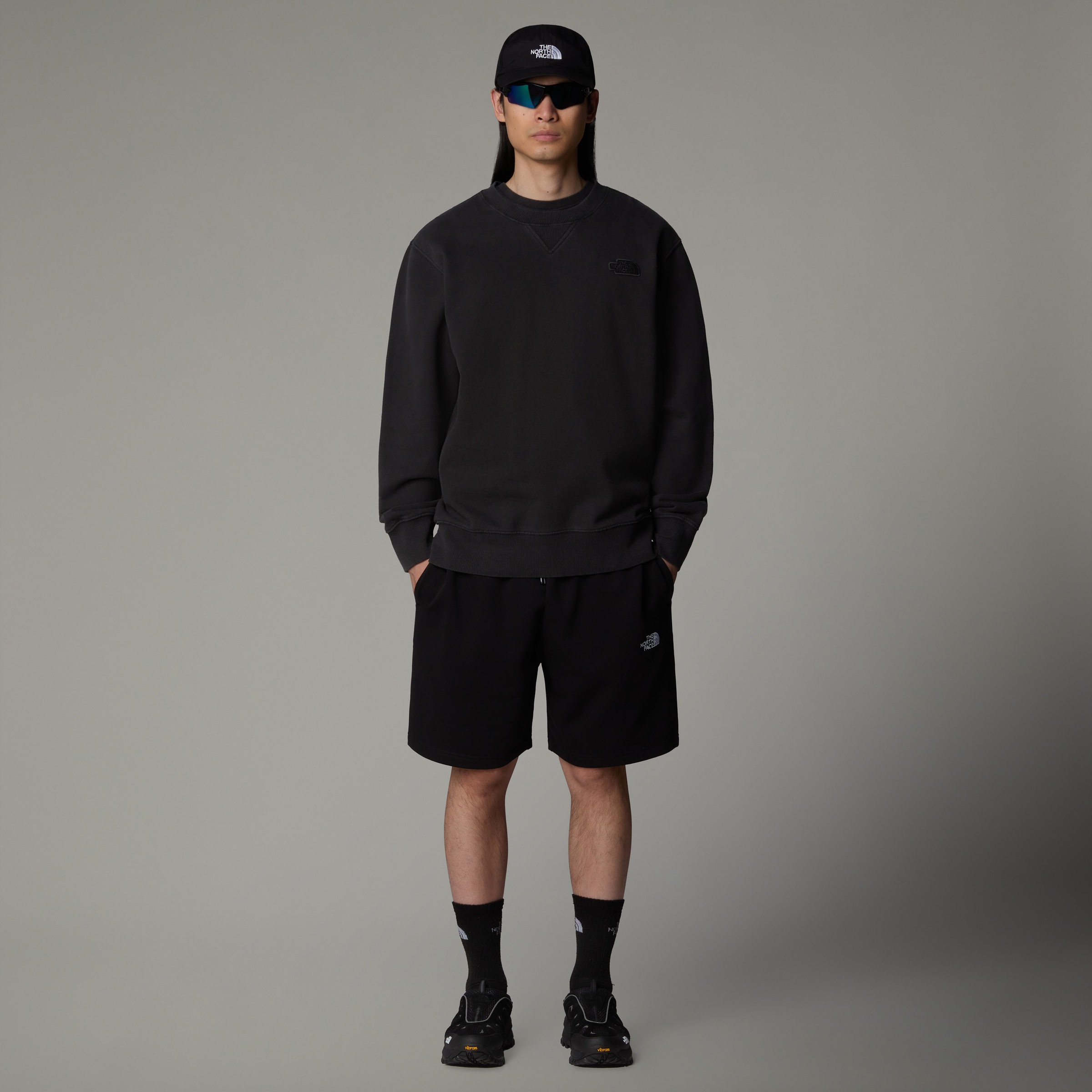 The North Face Sweatshorts »Essential relaxte Shorts für Herren«, (1 tlg.)