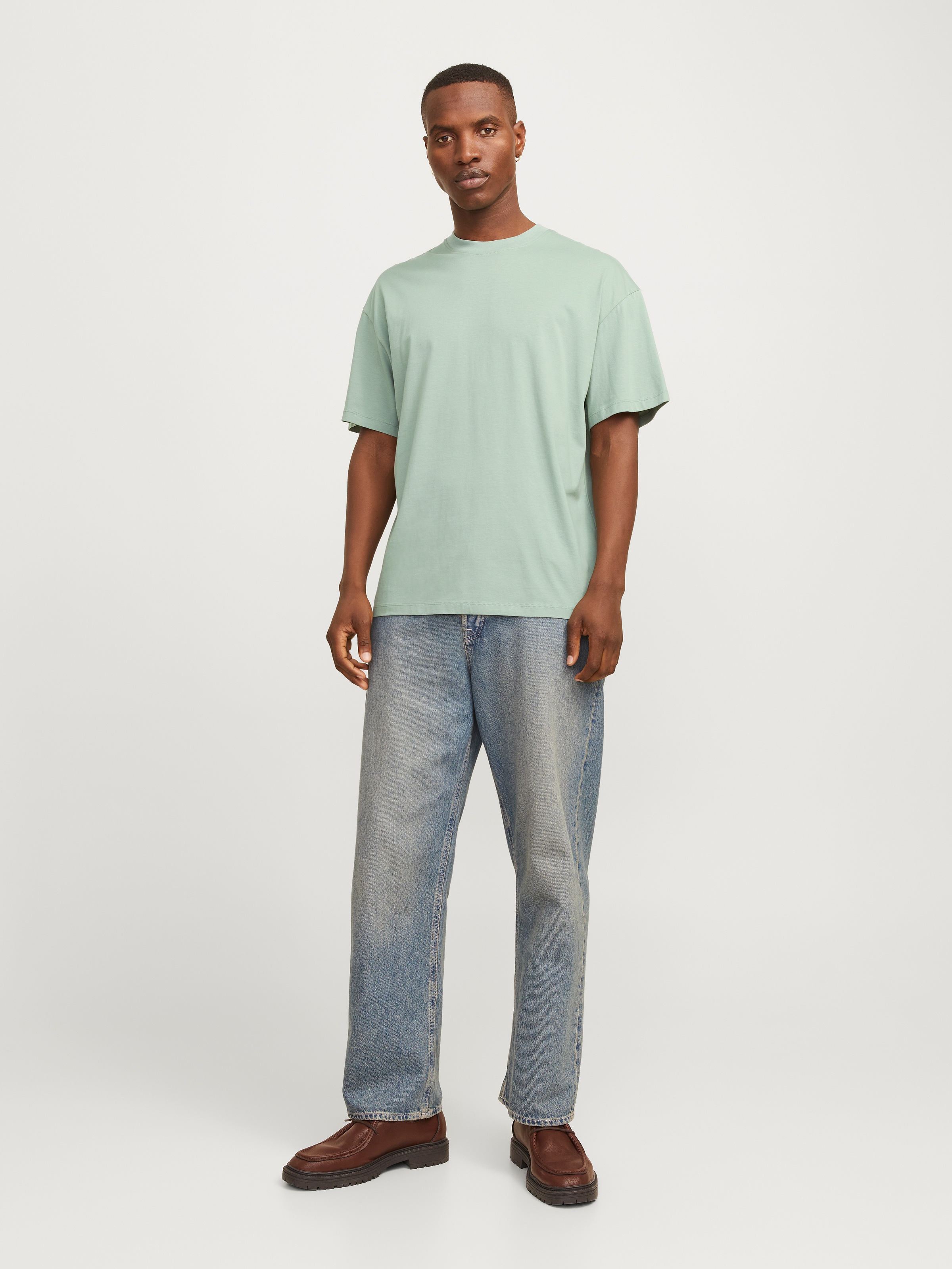 Jack & Jones Oversize-Shirt »JJEBRADLEY TEE SS O-NECK NOOS«, mit Rundhalsausschnitt