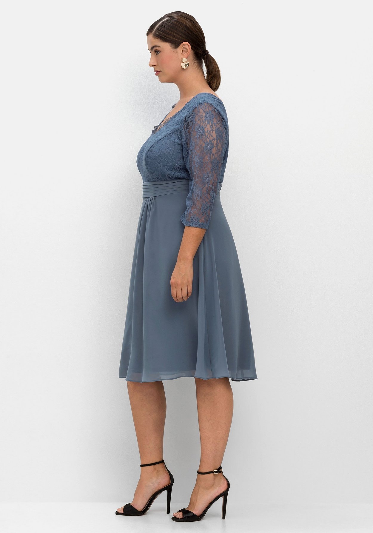 Sheego Abendkleid »Kleid mit leicht ausgestelltem Rock«