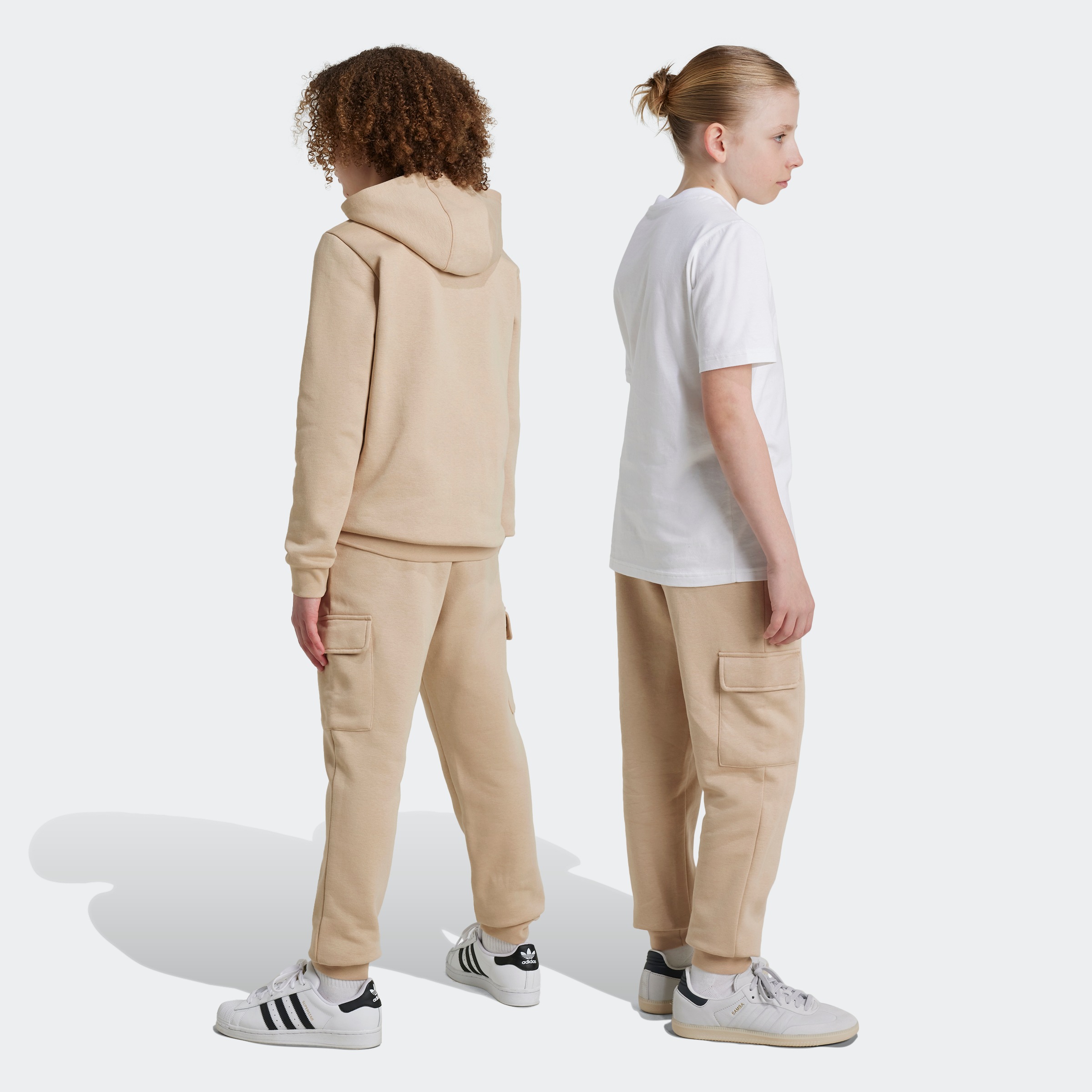 adidas Originals Sporthose »FLEECE CARGO P«, (1 tlg.)