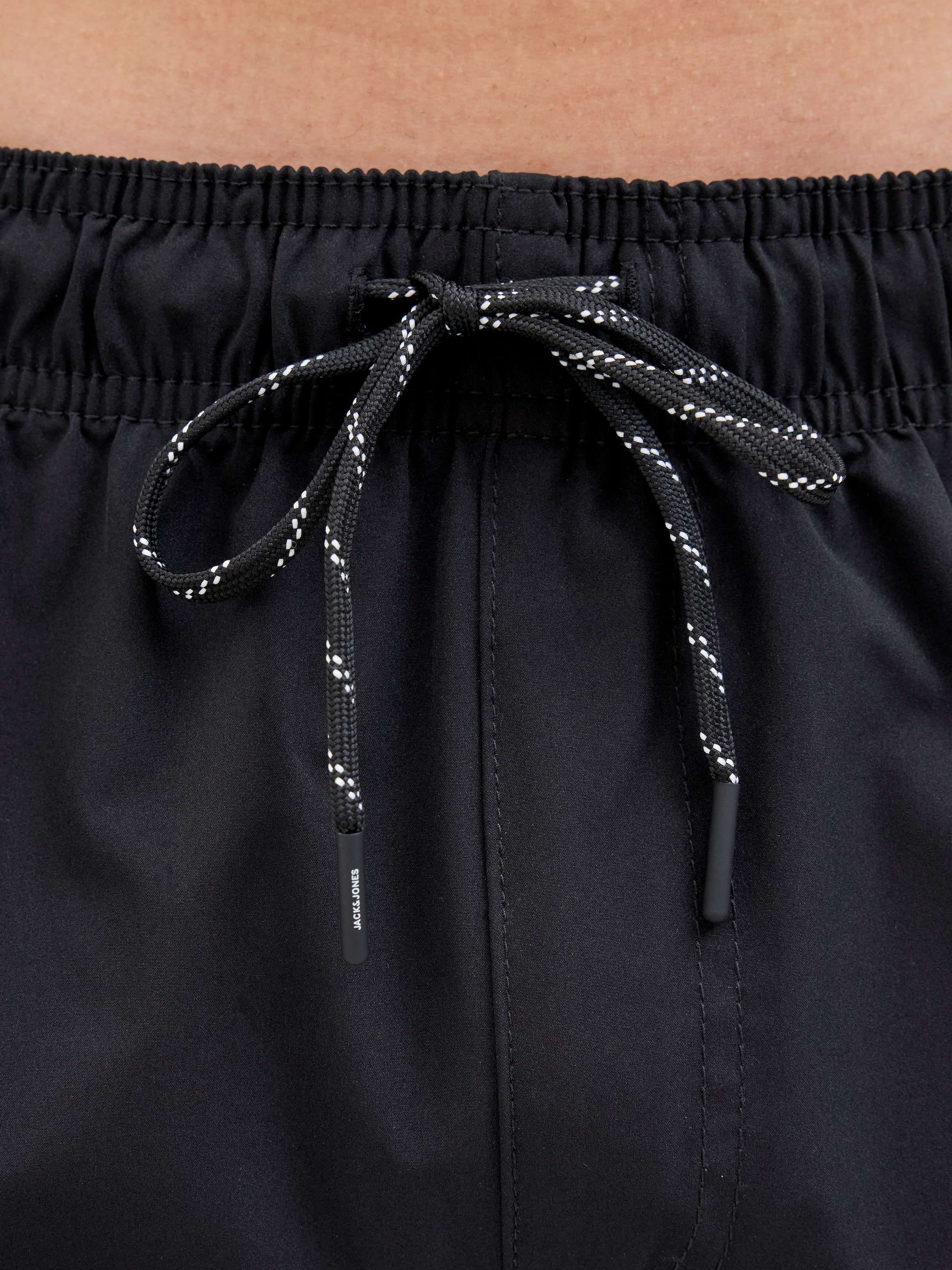 Jack & Jones Badeshorts »JPSTMAUI JJSWIM SOLID AKM SN«