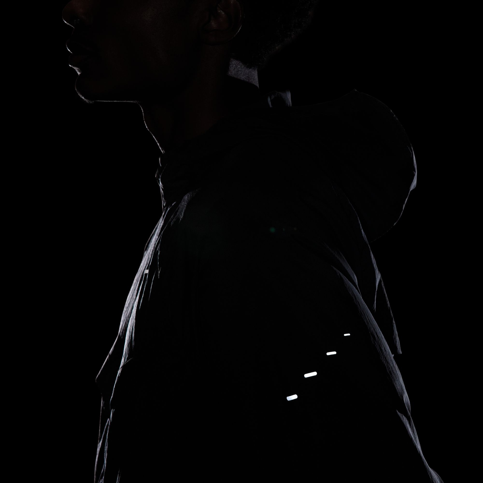 Nike Laufjacke »M NK UV RPL STRIDE JACKET« mit Kapuze für sportliche Aktivitäten, mit Kapuze, wasserabweisend