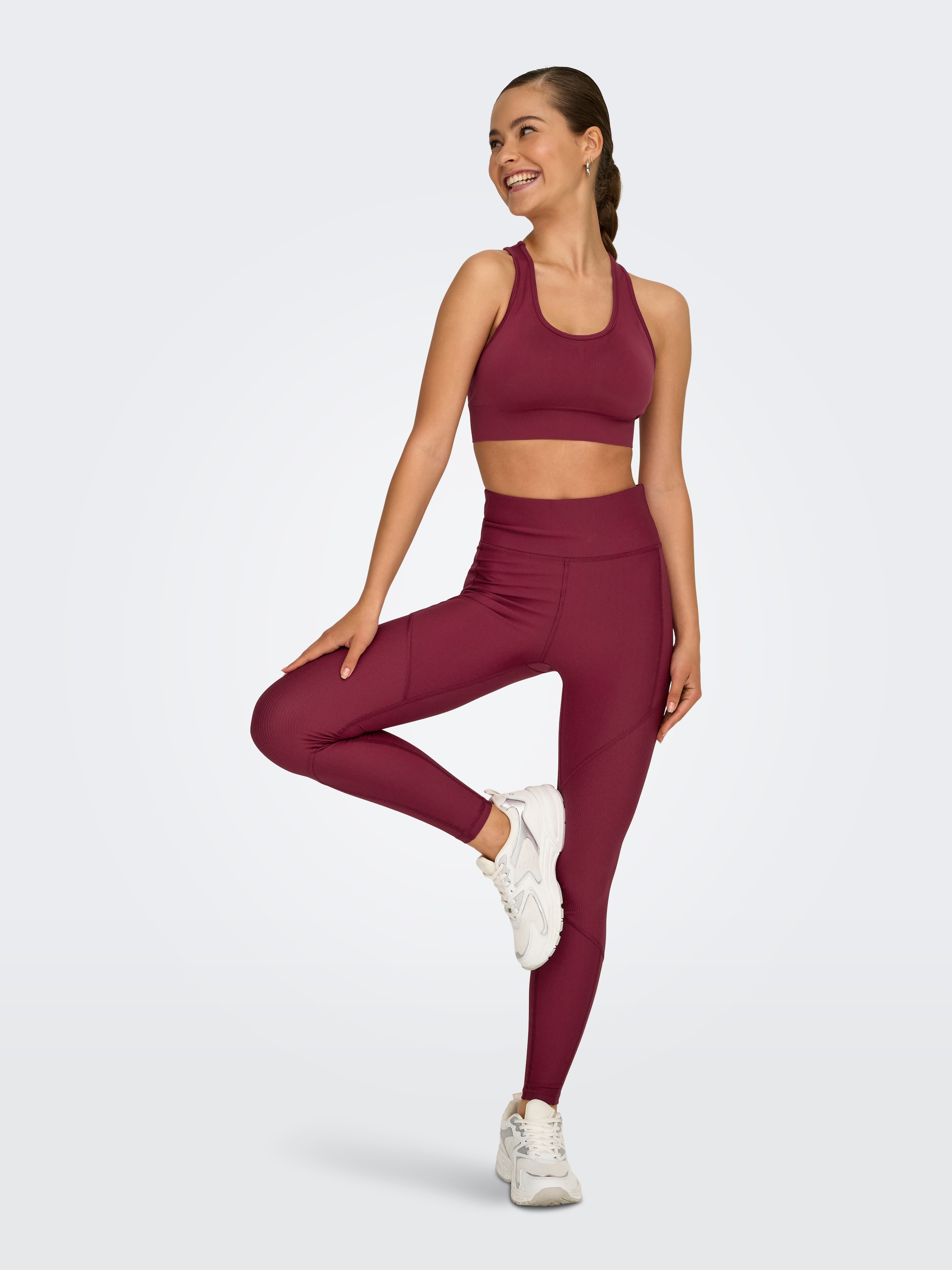 ONLY Play Sport-BH »ONPDAISY SEAM SPORTS BRA - NOOS«, nahtlose Verarbeitung