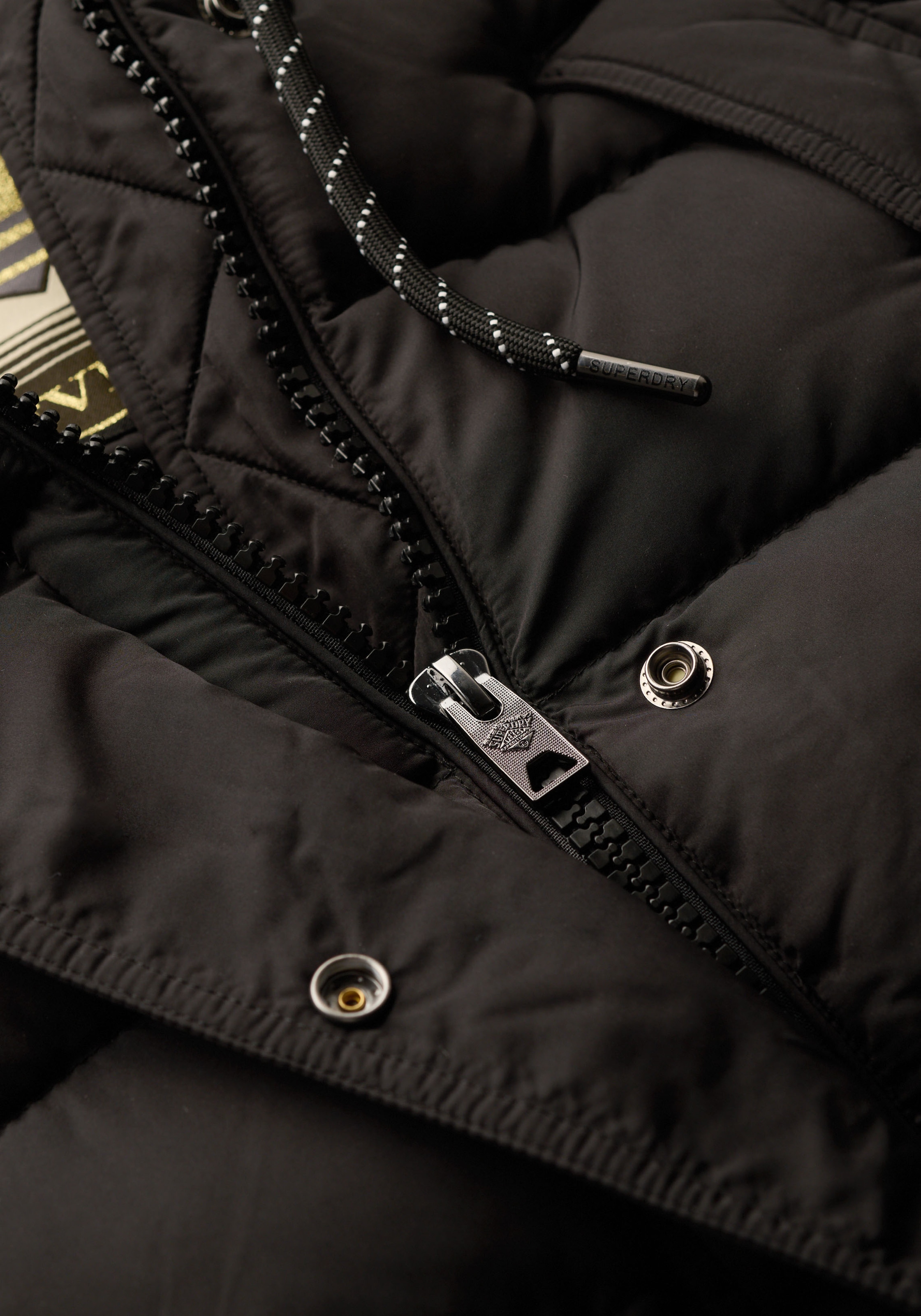 Superdry Steppjacke »EVEREST MID LENGTH PUFFER JKT«, mit Kapuze