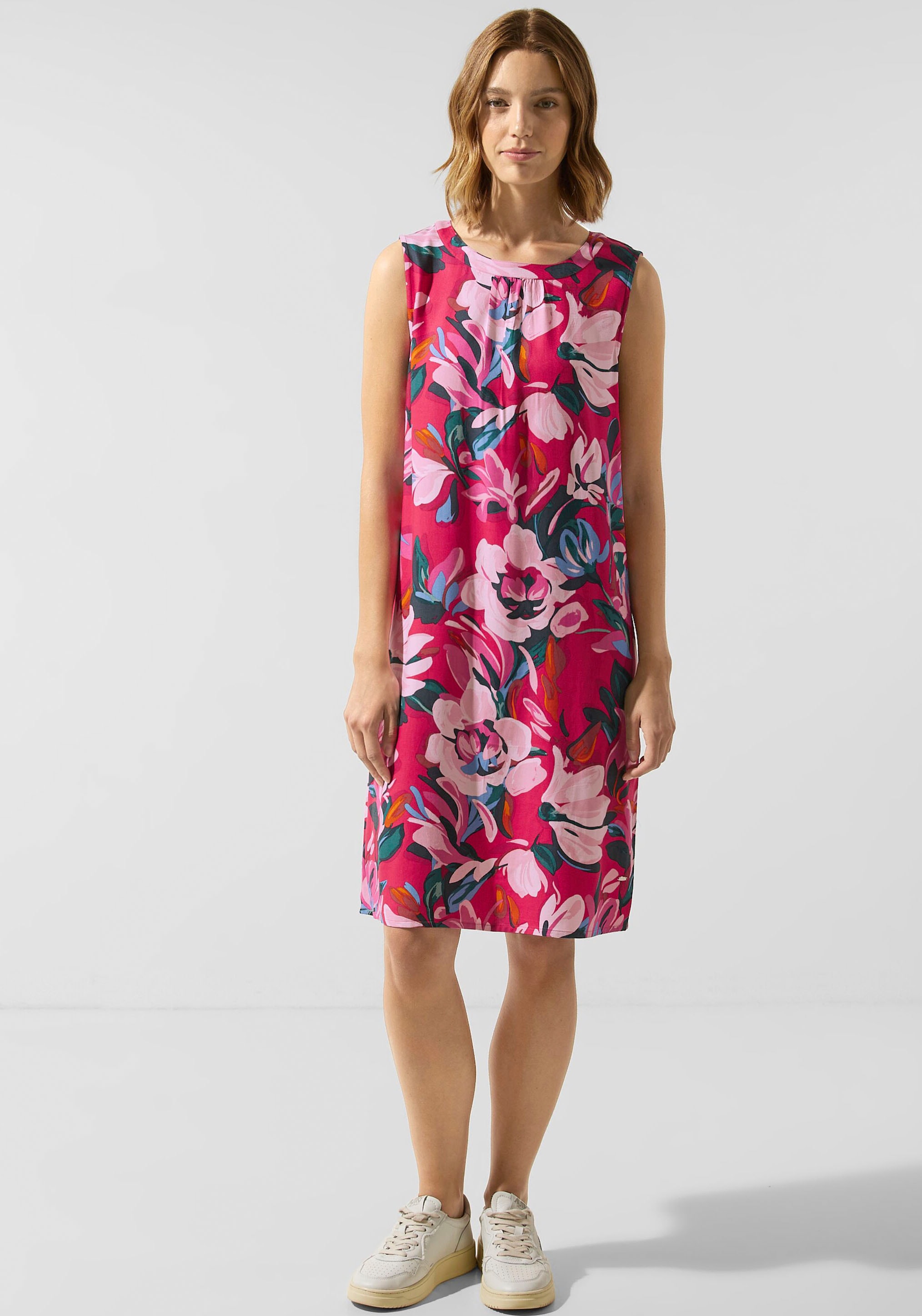STREET ONE Sommerkleid, mit floralen einem bei schönen, Muster OTTO online