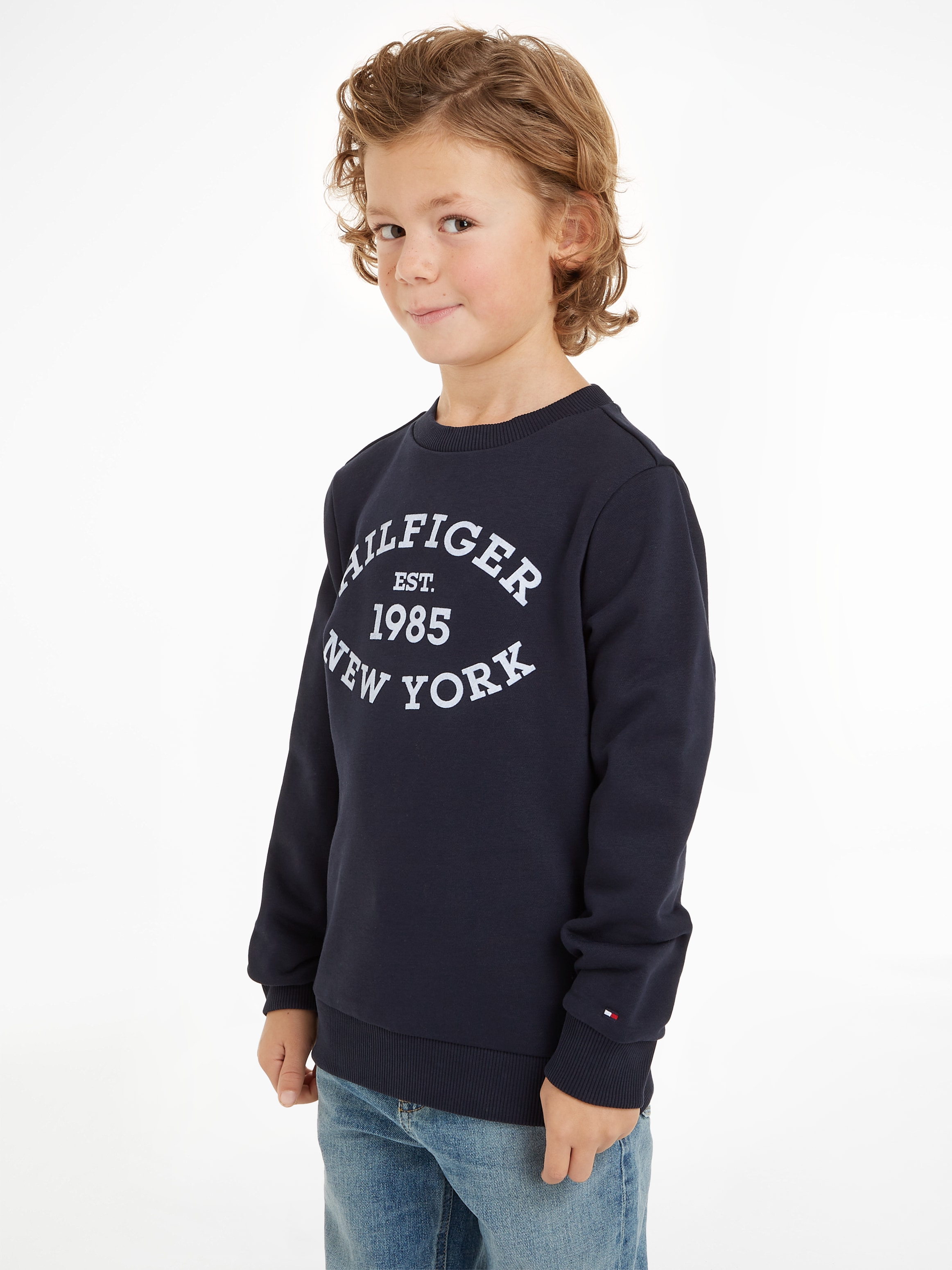 Sweatshirt »MONOTYPE FLOCK REG SWEATSHIRT«, Kinder bis 16 Jahre mit Logoschirftzug