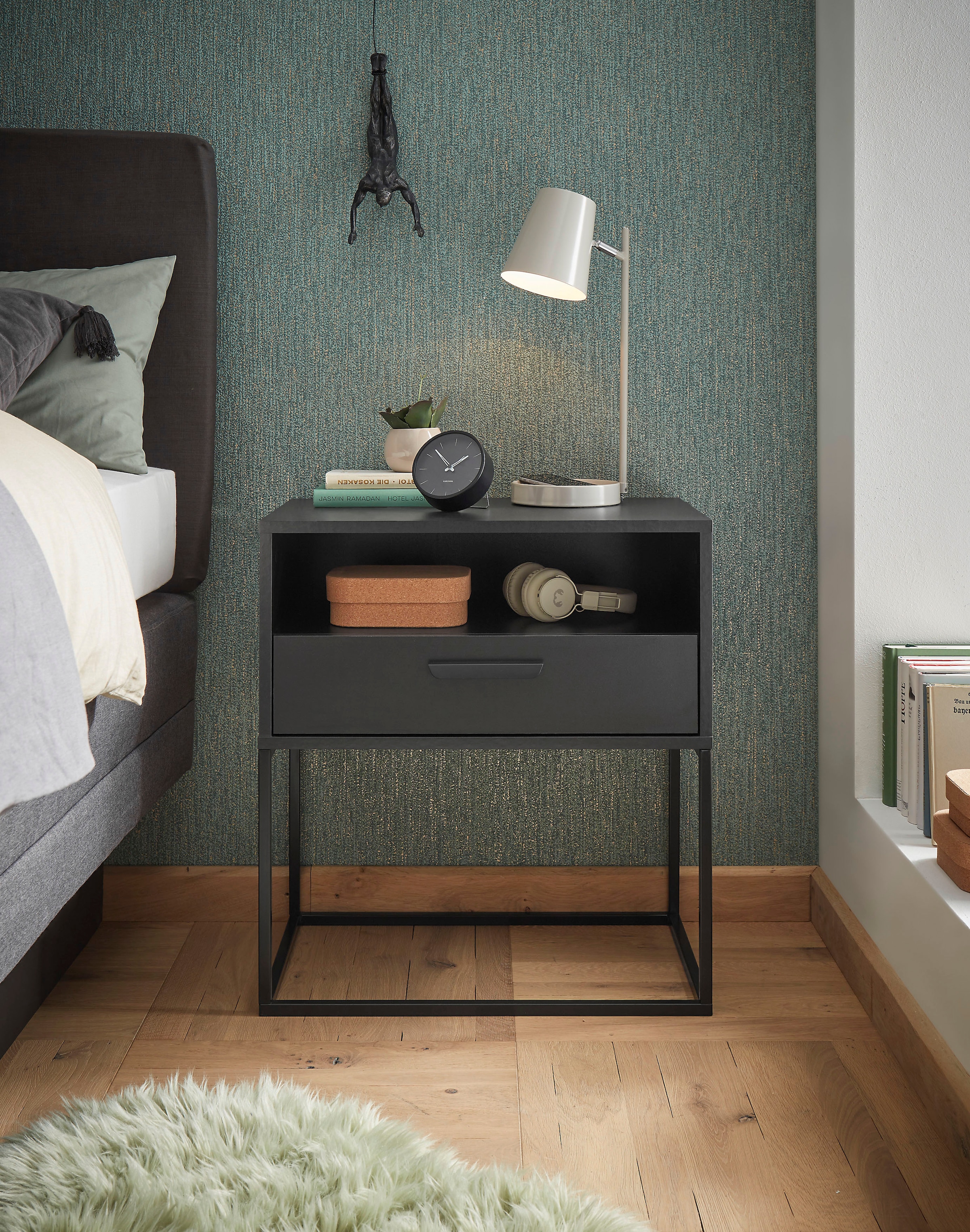 Schlafkontor Nachtkommode »Cudro Nachttisch auf Fußgestell« mit einem offenen Fach für schnellen Zugriff