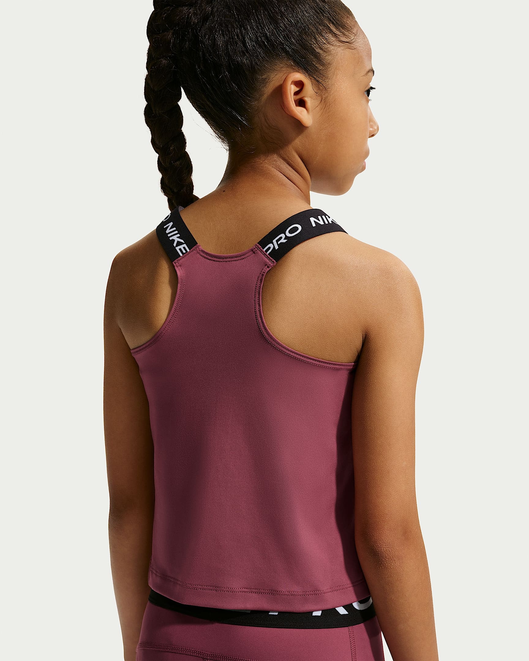 Nike T-Shirt »Nike Pro Big Kids' (Girls') Dri-FIT Tank Top« für Teens, mit Rundhalsausschnitt, aus Polyester und Elasthan