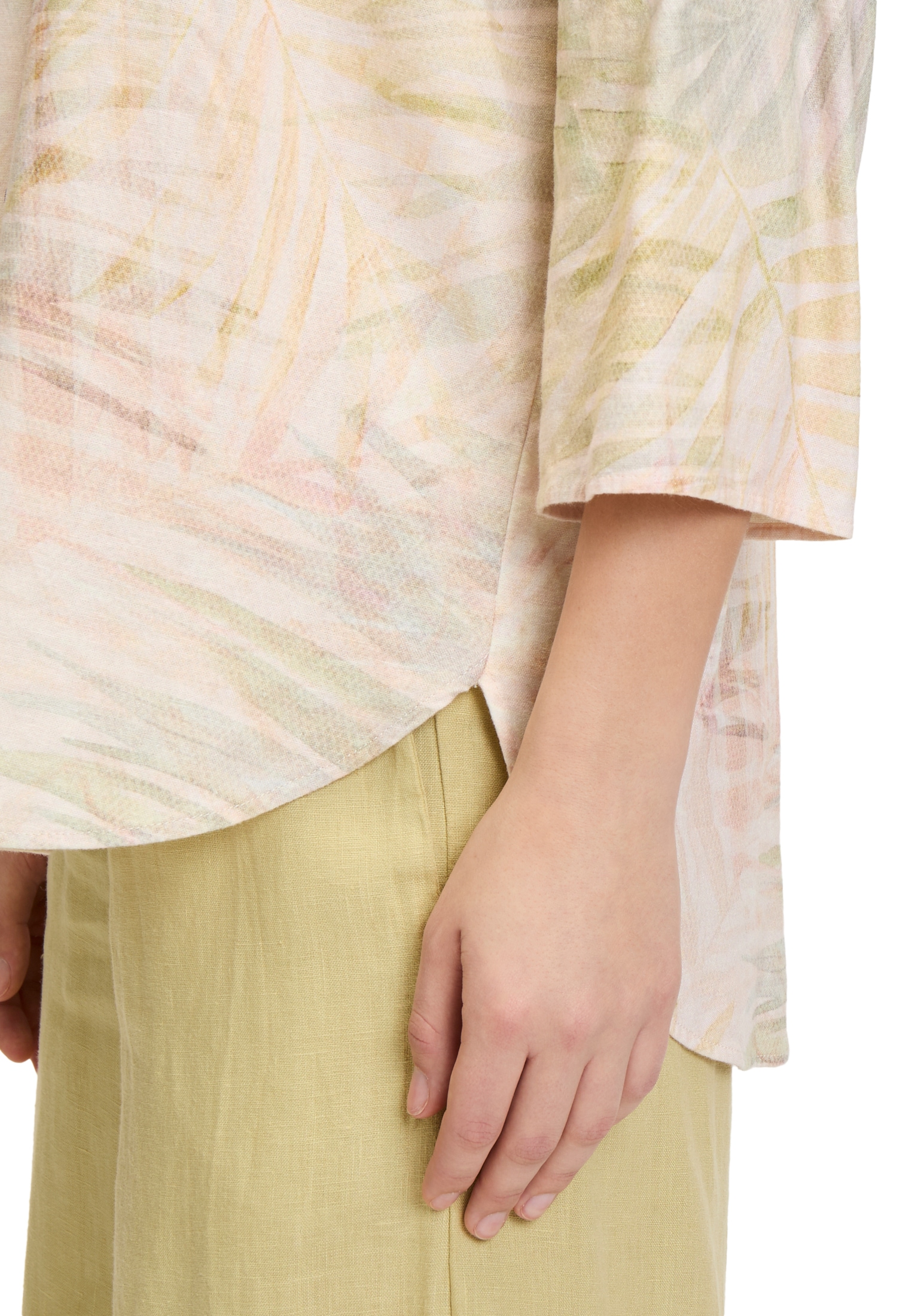 Cartoon Klassische Bluse »Leinenbluse mit V-Ausschnitt«