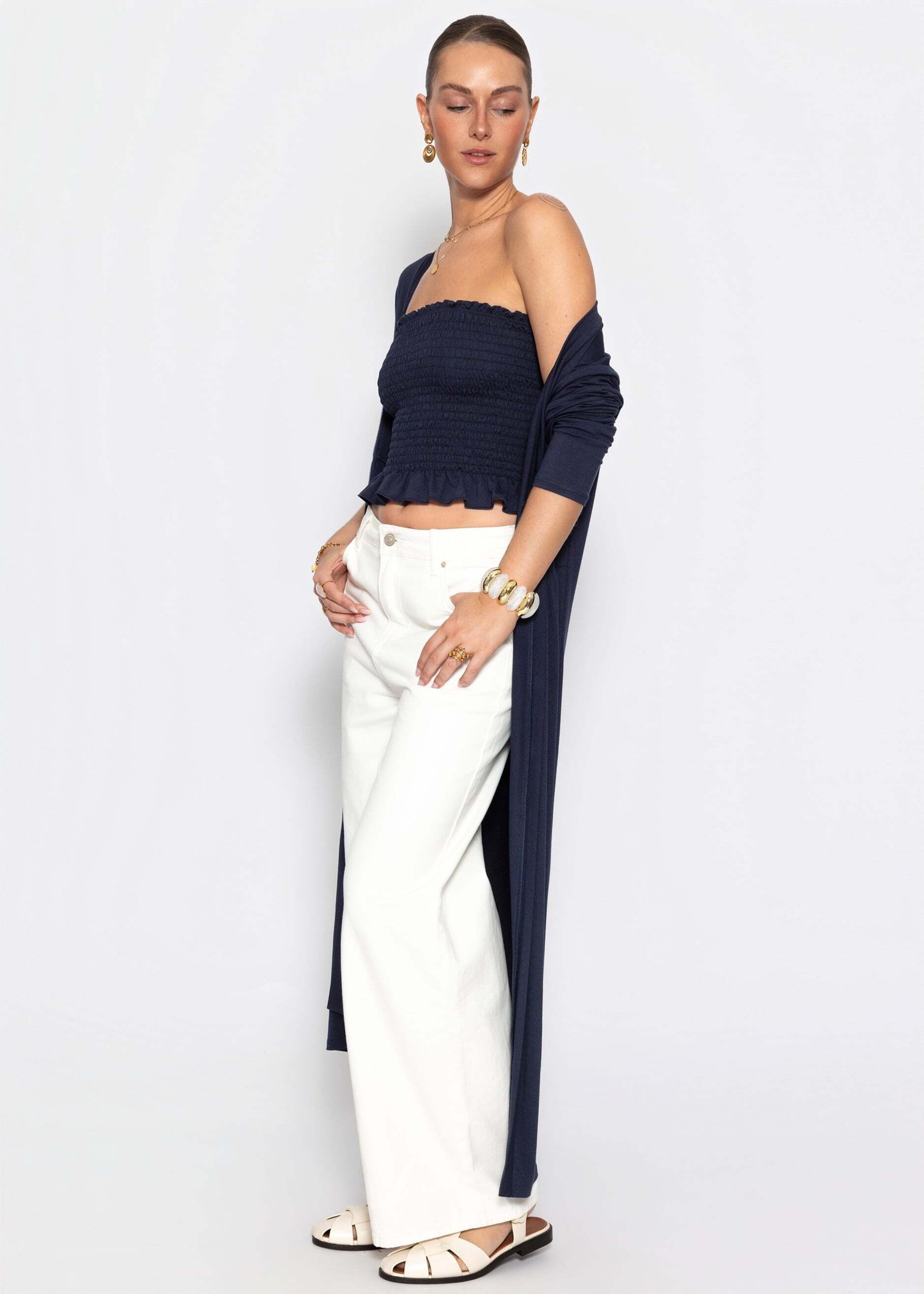 SASSYCLASSY T-Shirt »Smok Bandeau-Top« Figurbetontes Top mit leicht gewelltem Saum und Rippstruktur